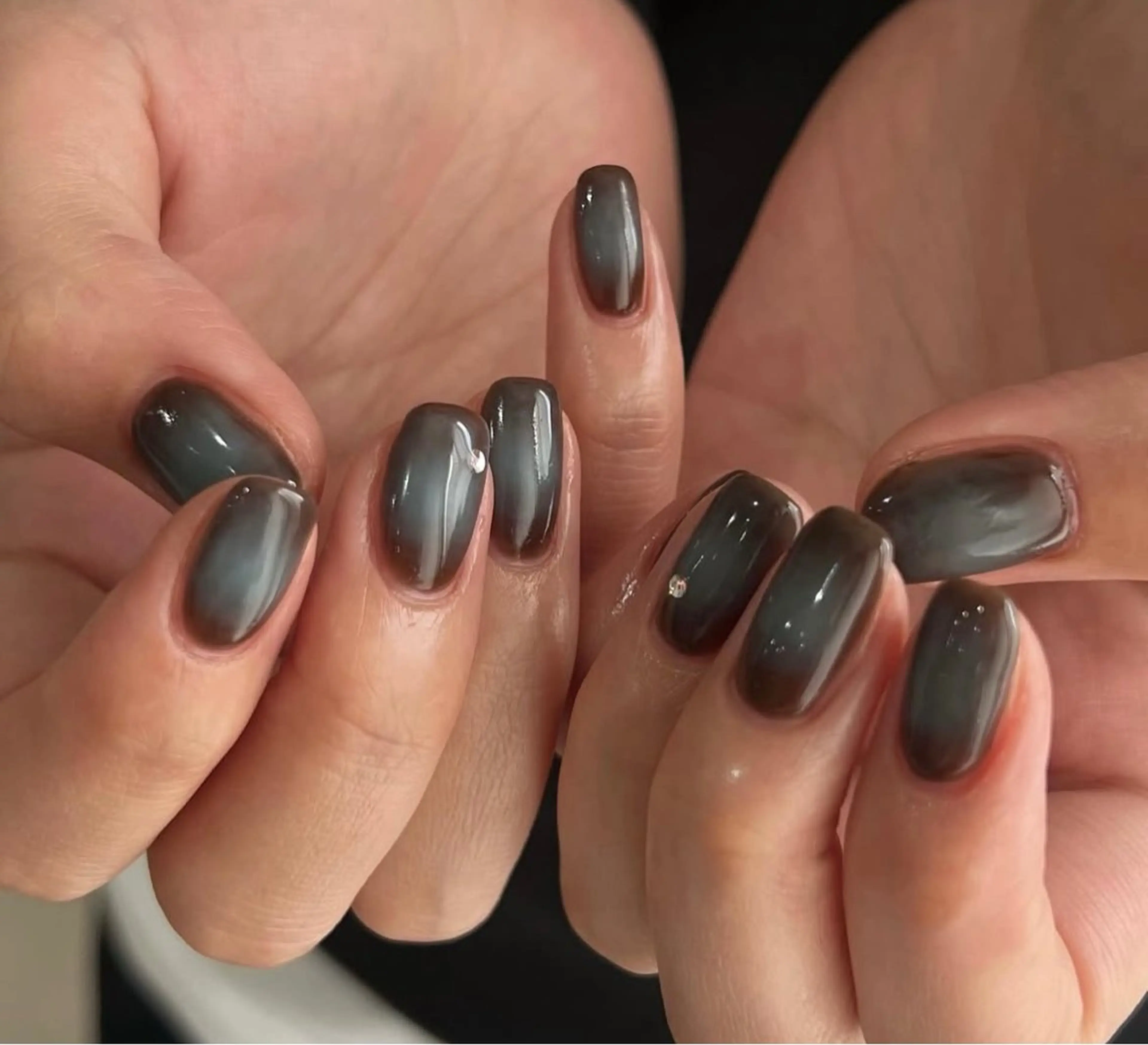 ネイル オーロラネイル 長さ出し フレンチネイル ジェルネイル ガラスフレンチ ハンドネイル Rela・S NAILのネイルデザイン