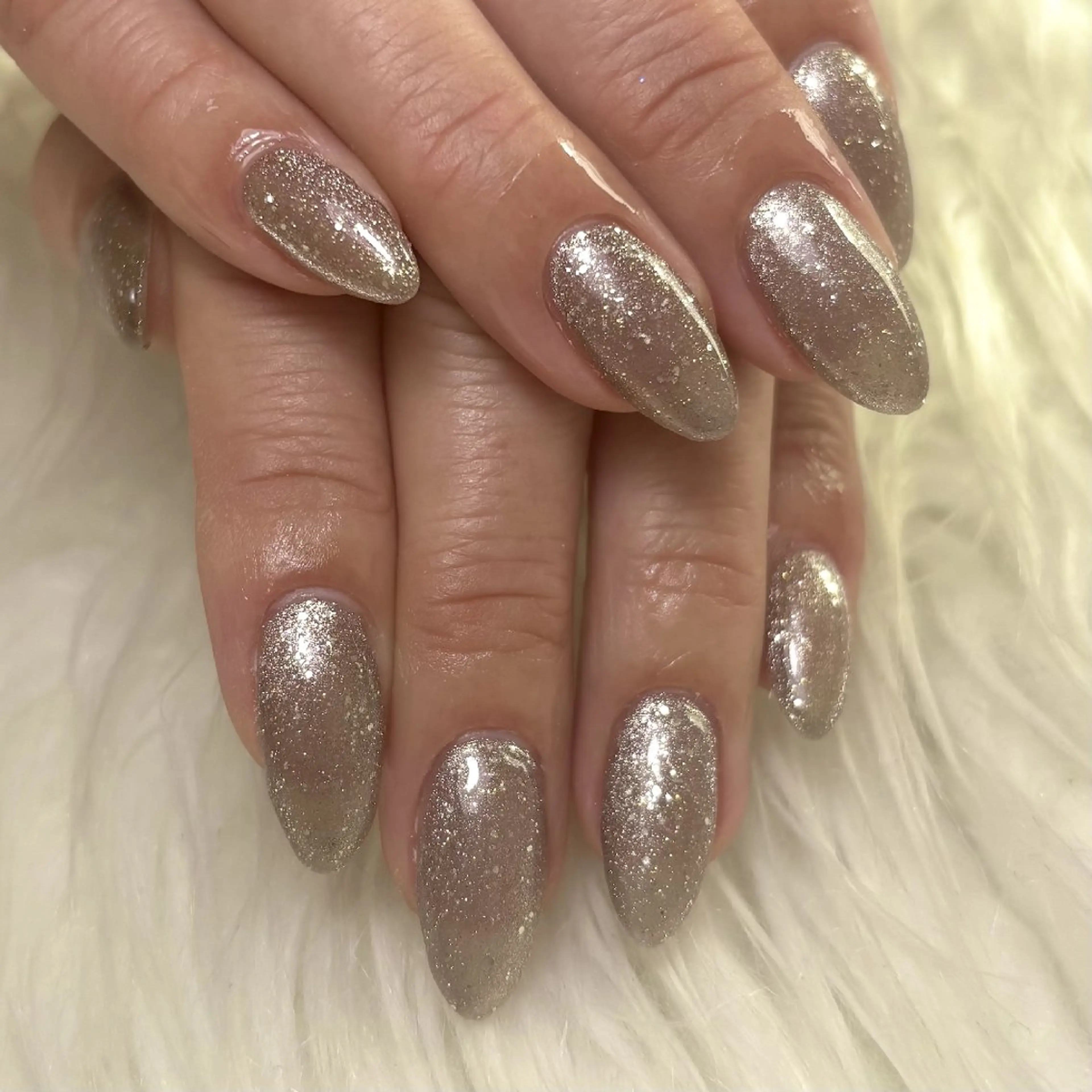 ネイル マグネットネイル マグネットワンカラー ワンカラーネイル nail en💅 キッズスペース有のネイルデザイン