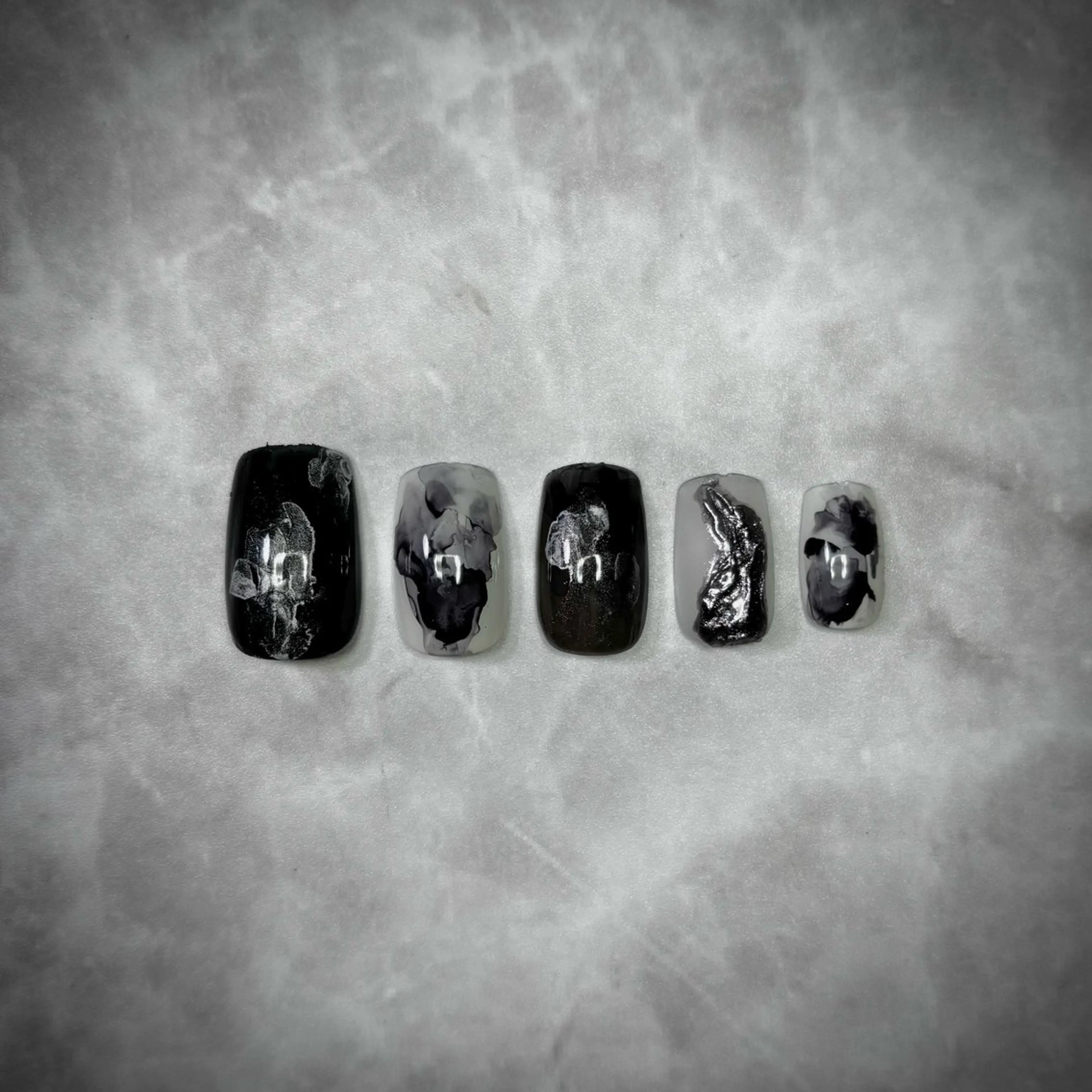 ⚫️⚪️ニュアンス、モードデザイン⚪️⚫️（パーツ有無相談）の写真