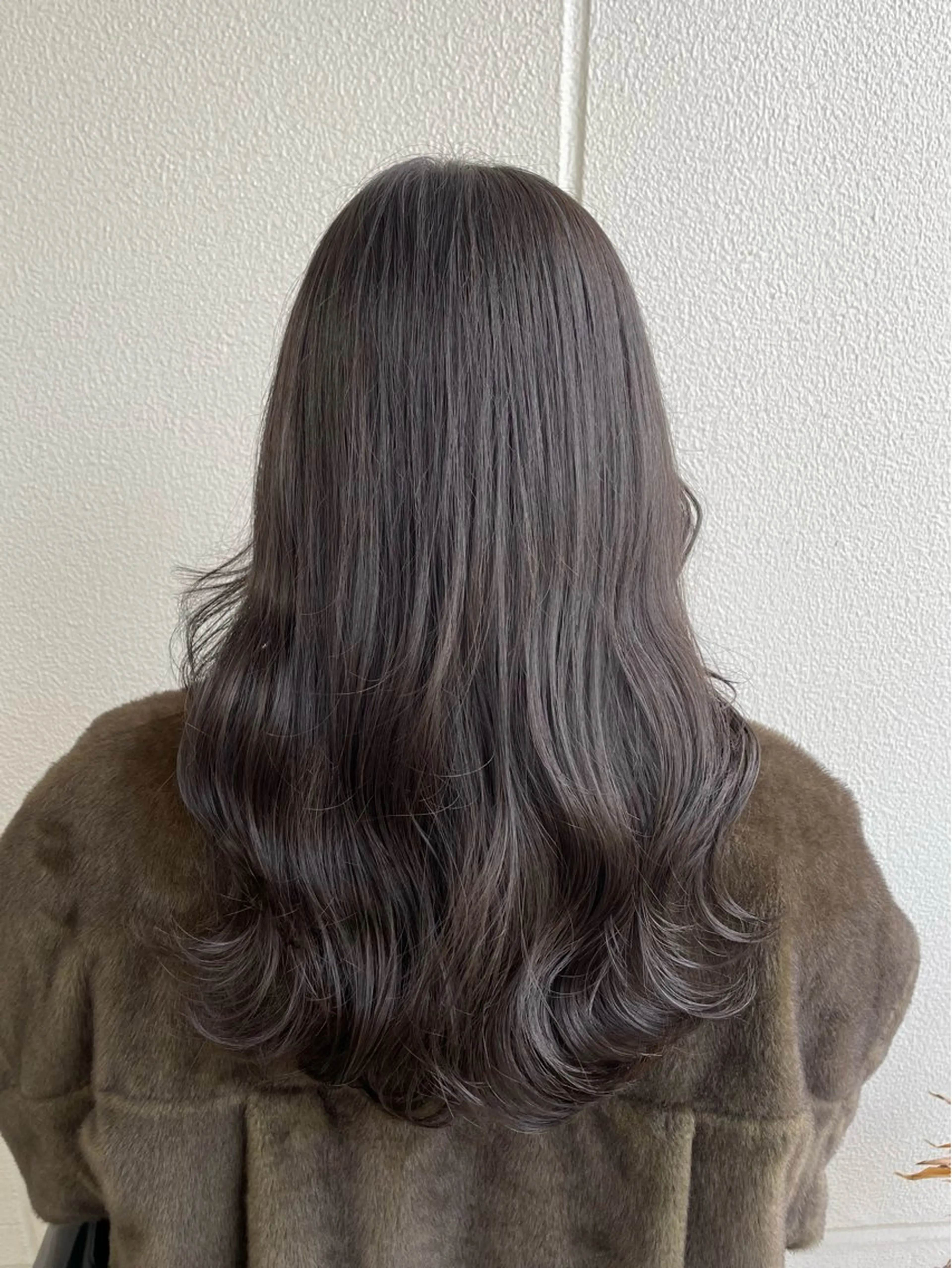 セミロング カラー ヘアアレンジ グレージュ 《暖色/韓国hair 》🇰🇷桑原ユキネのヘアスタイル