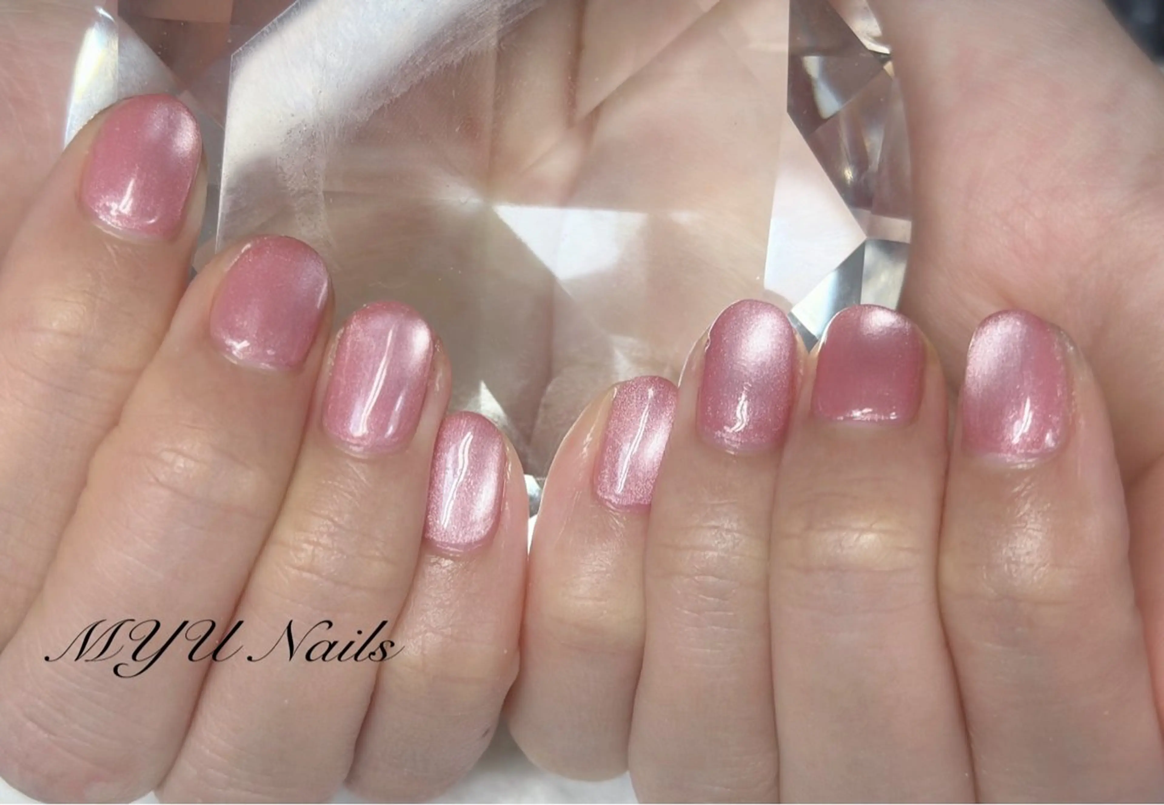 ネイル ジェルネイル マグネットネイル 持ち込み ニュアンスネイル パラジェル ハンドネイル ニュアンスネイル🌈 MYU Nailsのネイルデザイン