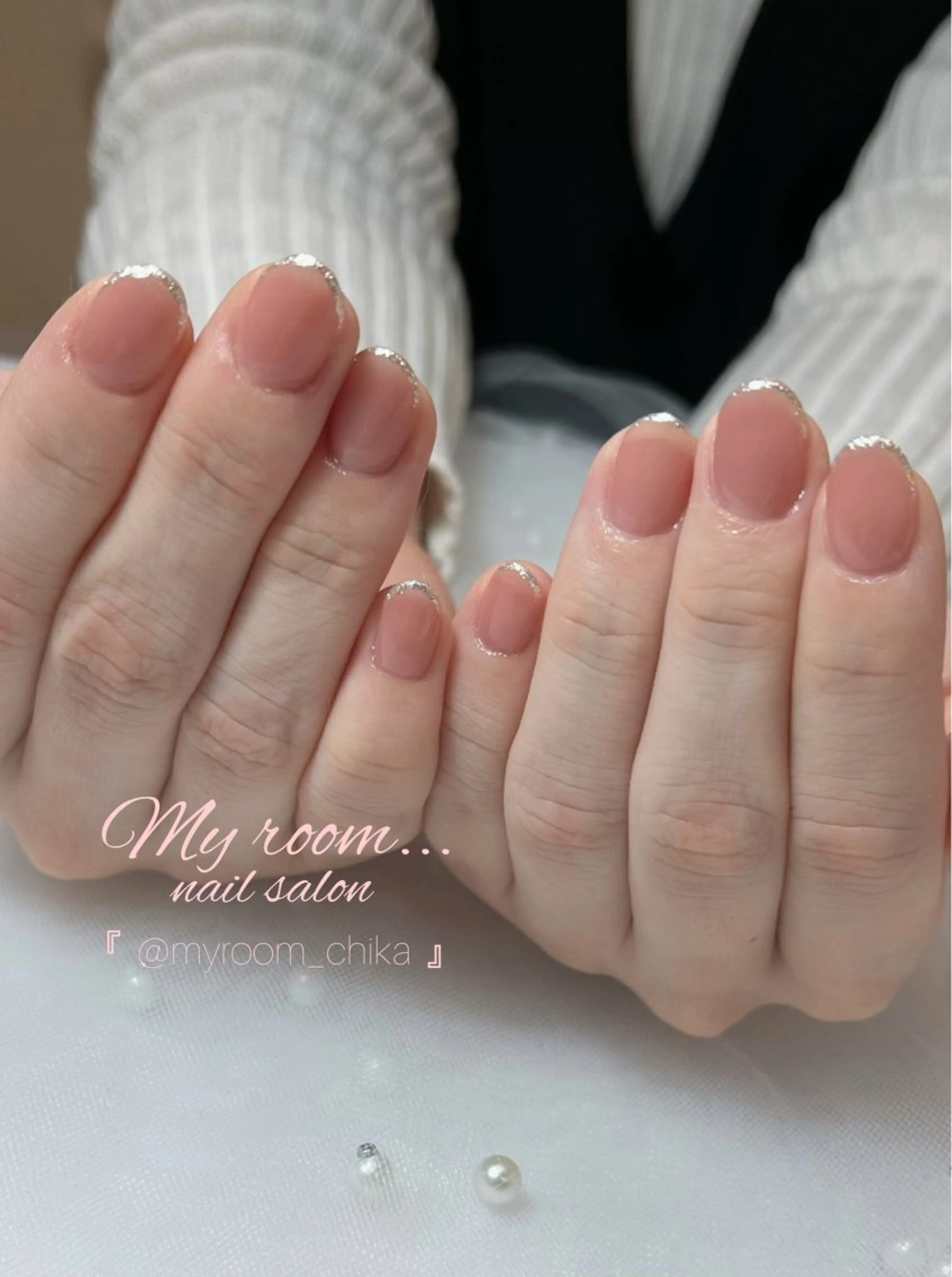 ネイル ラメ(グリッター) オフィスネイル ワンカラーネイル シンプルネイル Amua.facial salon所属・ネイル・ハーブ Amua.新宿御苑のエステ・リラクイメージ