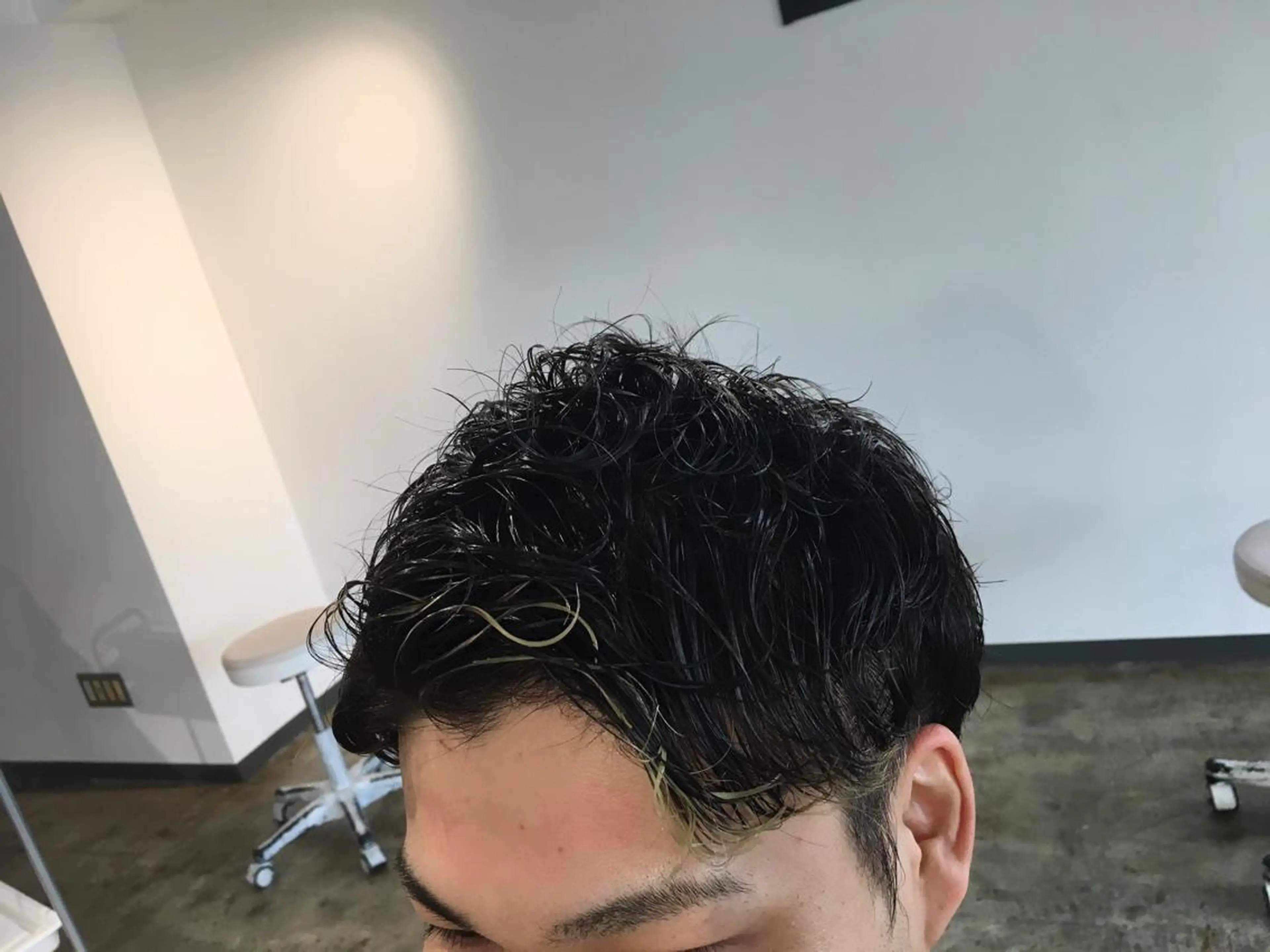 ショート カラー パーマ メンズ メンズハイライト メンズパーマ ハイライトカラー ハイライト 【メンズ職人】 ✂️佐藤友のヘアスタイル