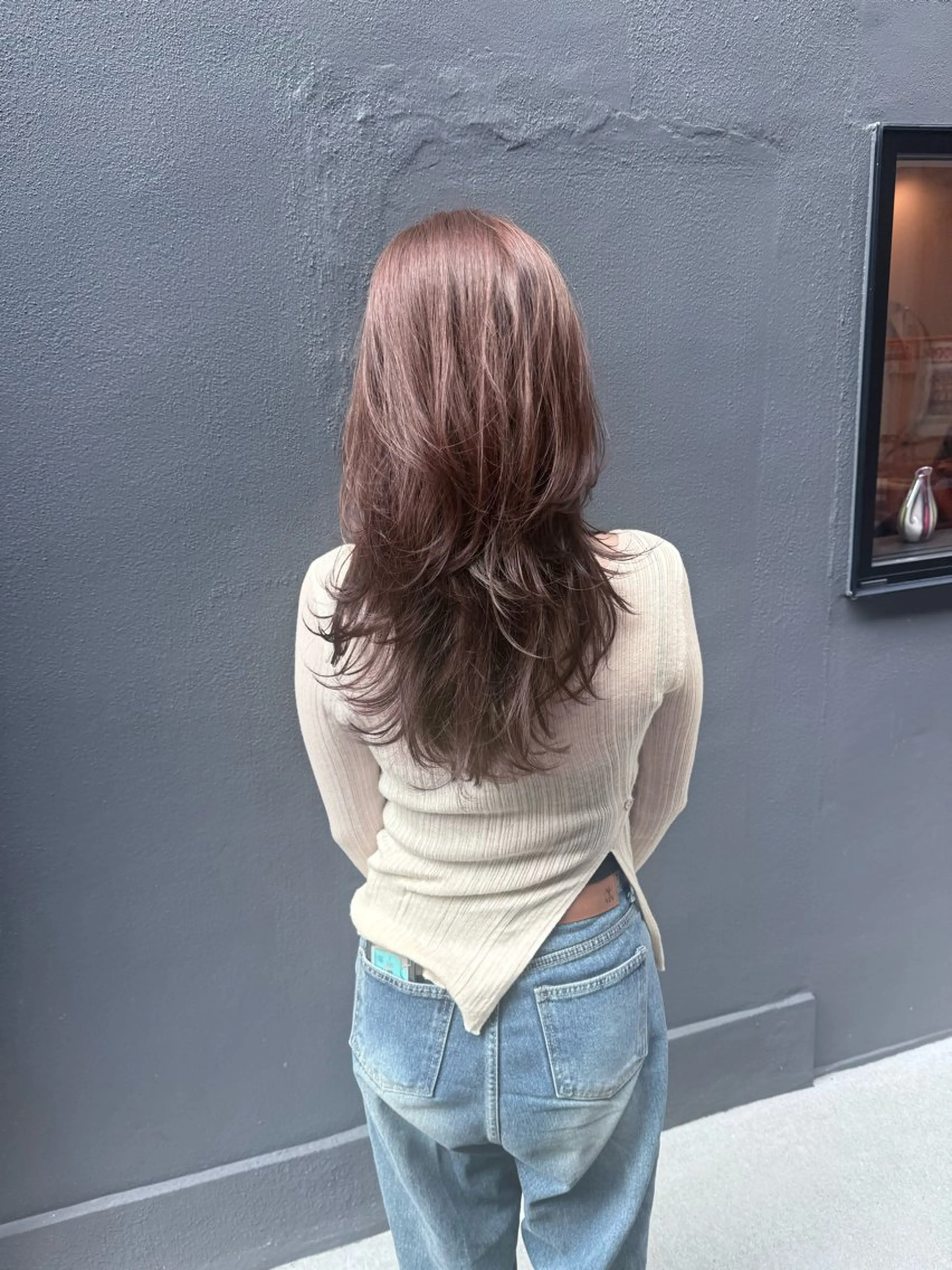 ロング カラー ロングレイヤー アッシュ ベージュカラー ブリーチ 透明感カラー カット ヘアカラー トリートメント 誰より丁寧なカット/ 小林輝/レイヤーのヘアスタイル