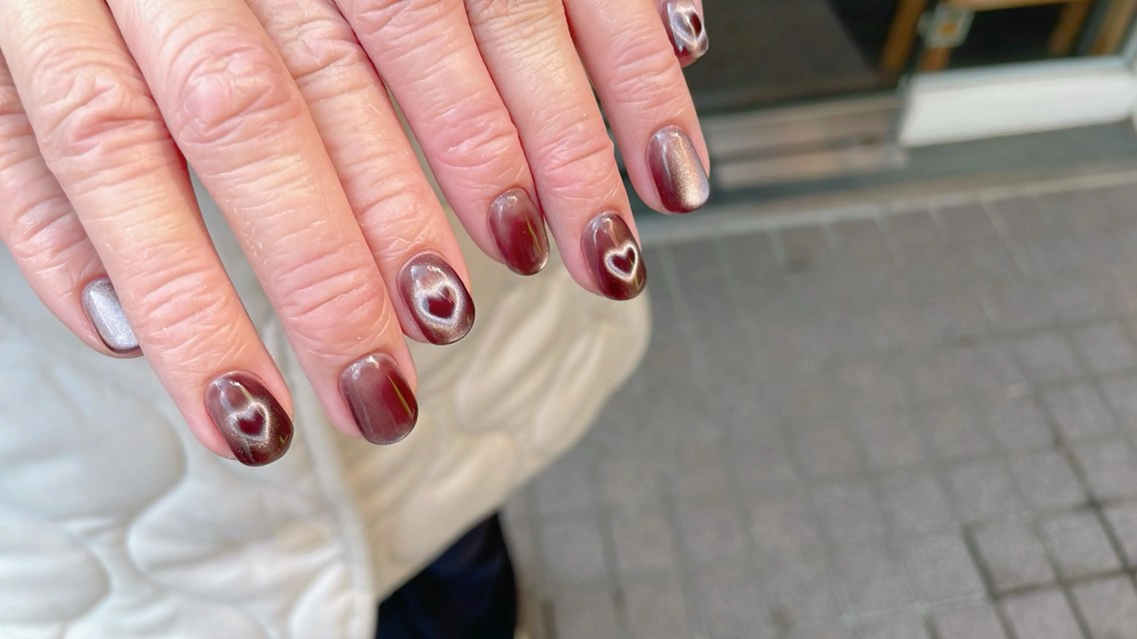 ネイル オーロラネイル 桜ネイル フラッシュネイル フラワーネイル ジェルネイル nailroom OHANA🌴のネイルデザイン