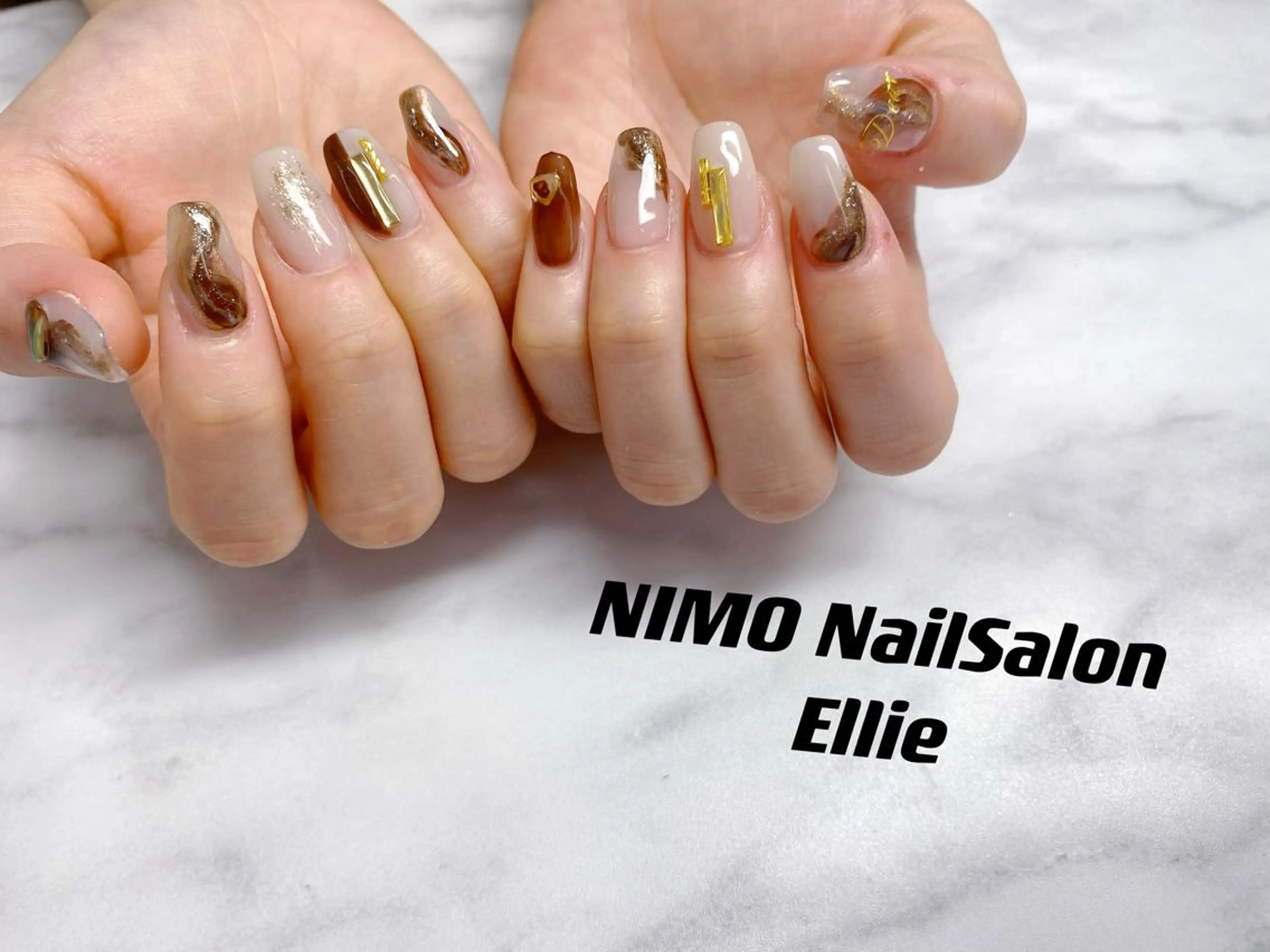 ネイル ハンドネイル ハンドケア 閨匠ビューティサロン 新橋店♡Ellieのネイルデザイン