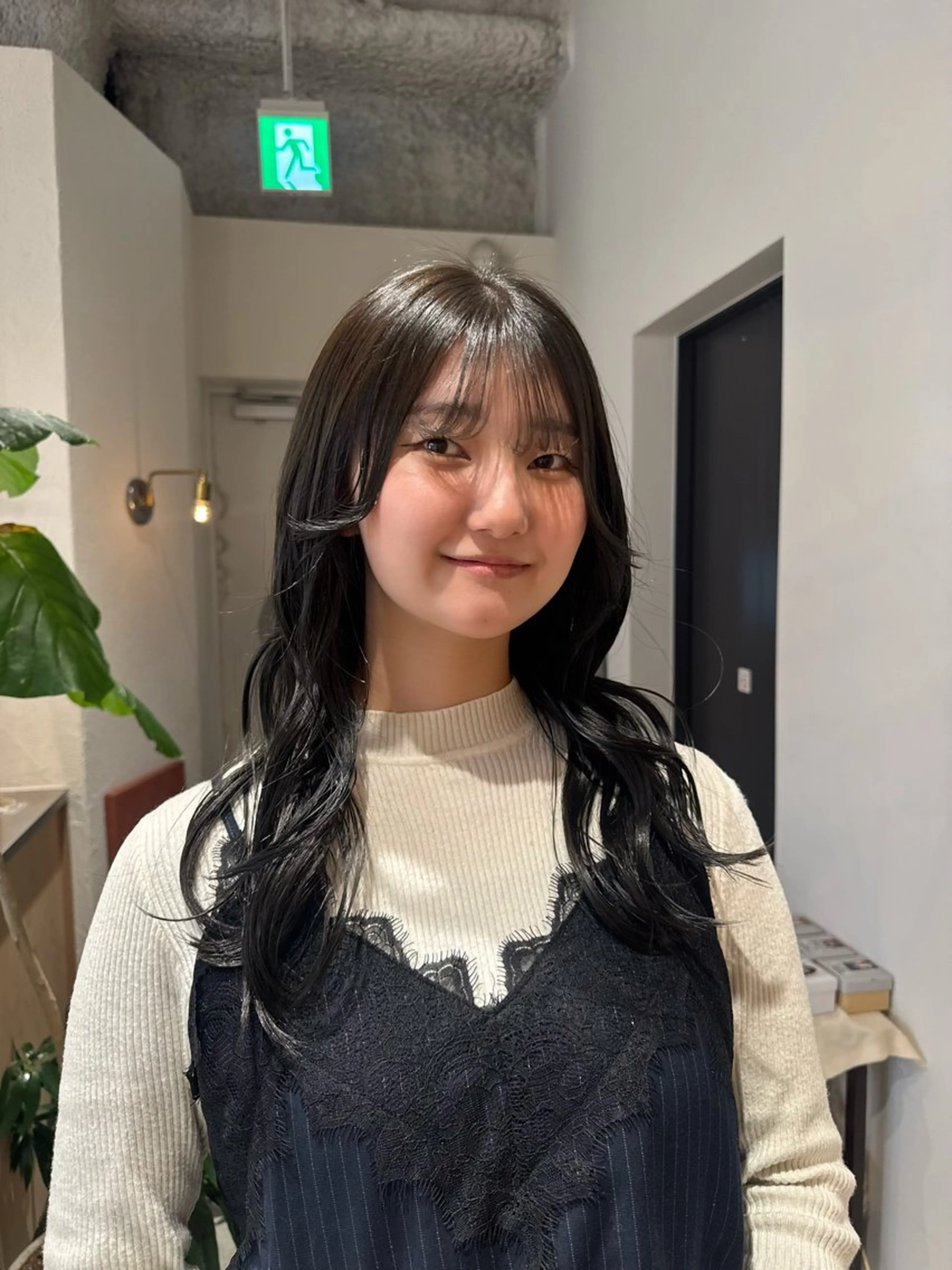 ロング カット ヘアカラー トリートメント 村田 茉優のヘアスタイル