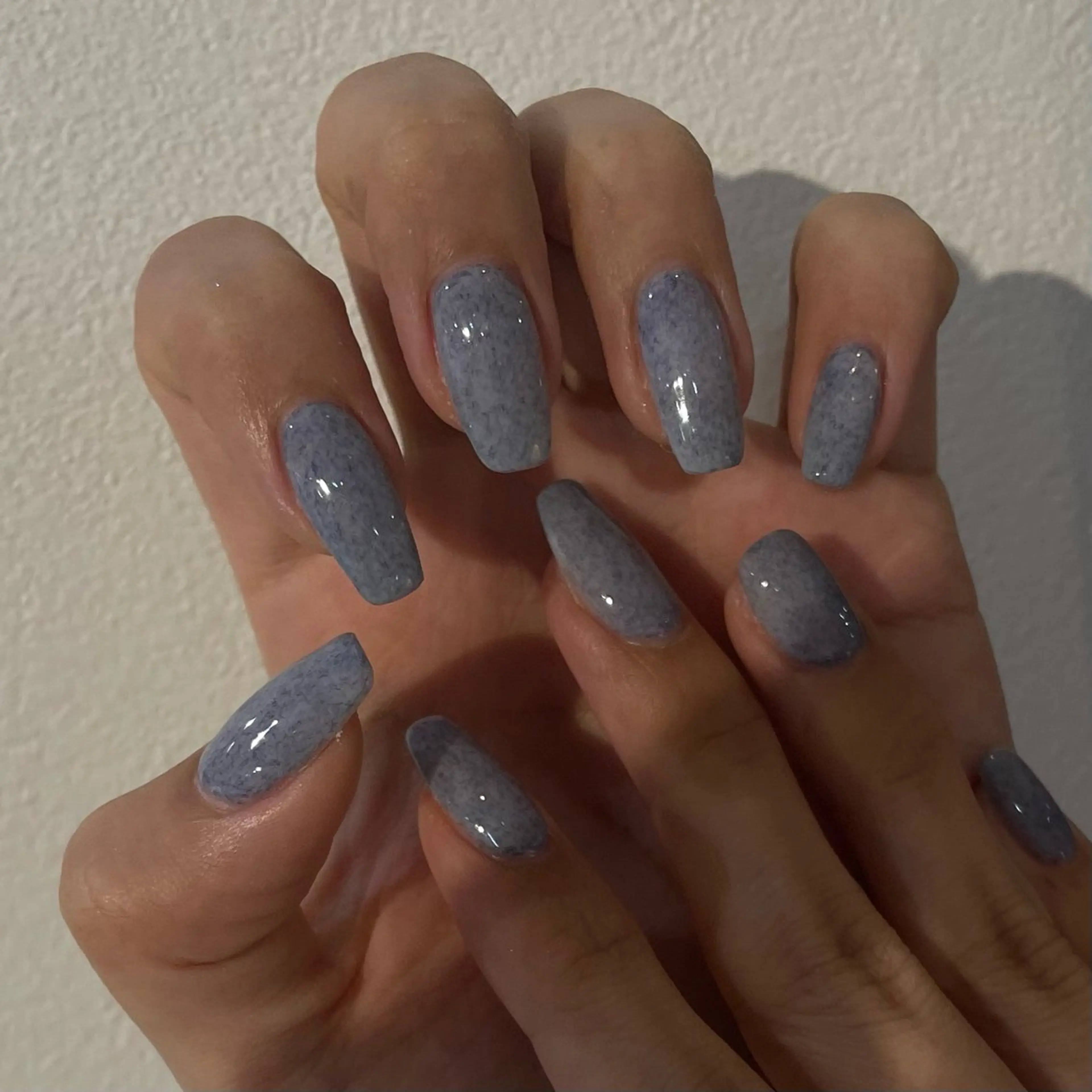 ネイル ブルー パステルネイル ハンドネイル 𝑟𝑖𝑠𝑎 🕯‎🤍のネイルデザイン