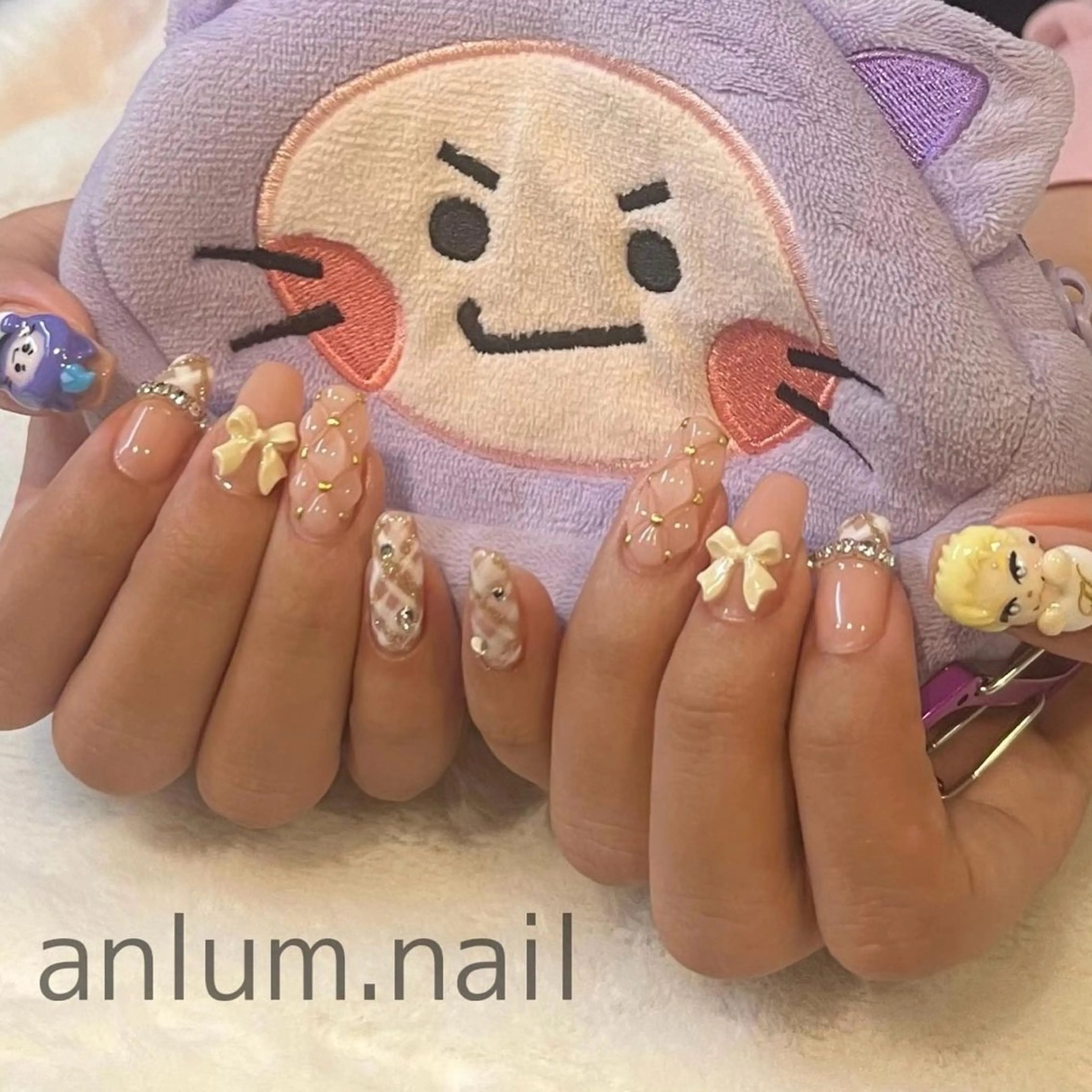 ネイル 持ち込み ハンドネイル anlum.nail shuriのネイルデザイン
