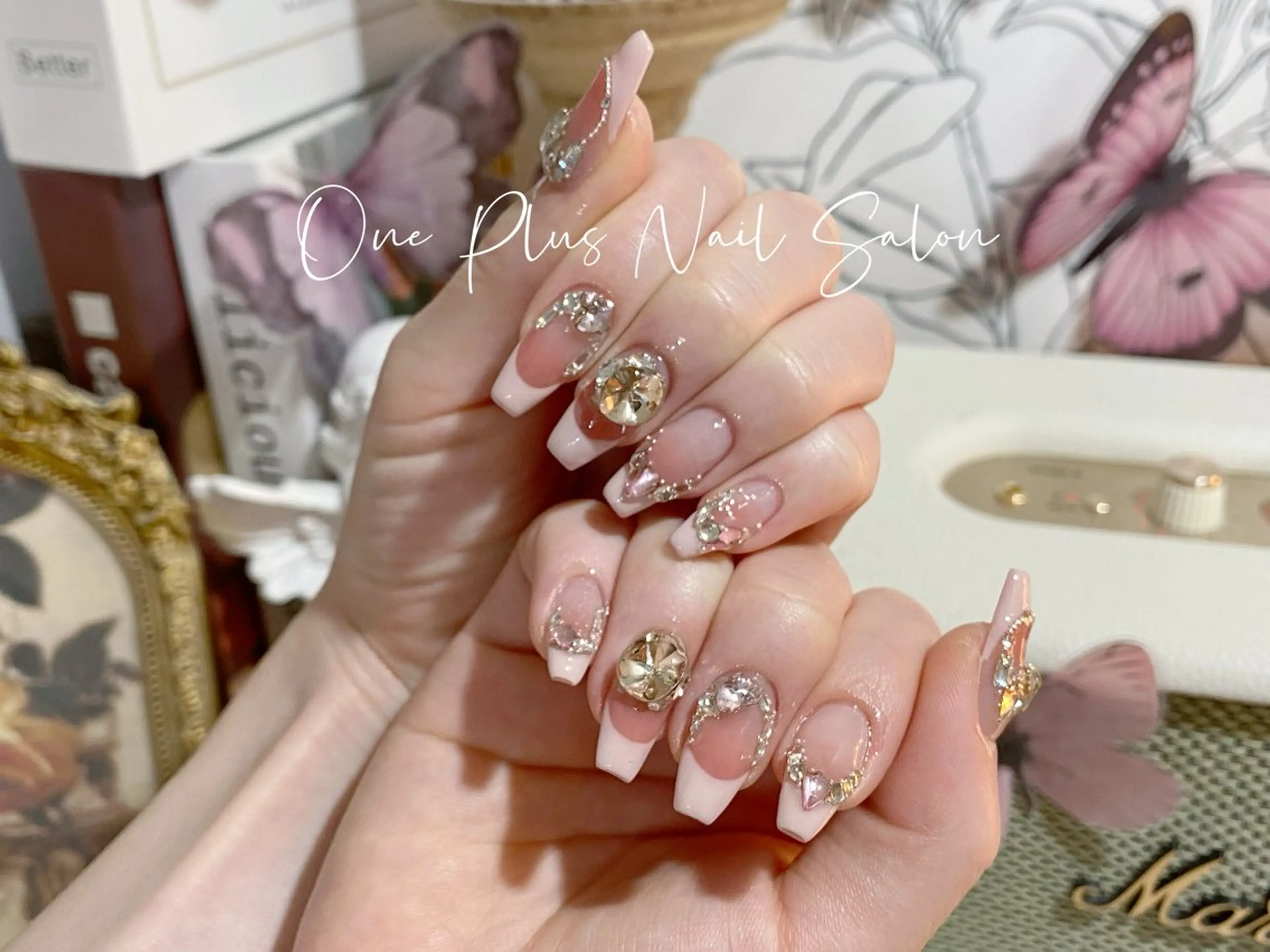 ネイル ハンドネイル One Plus Nail Salonのネイルデザイン