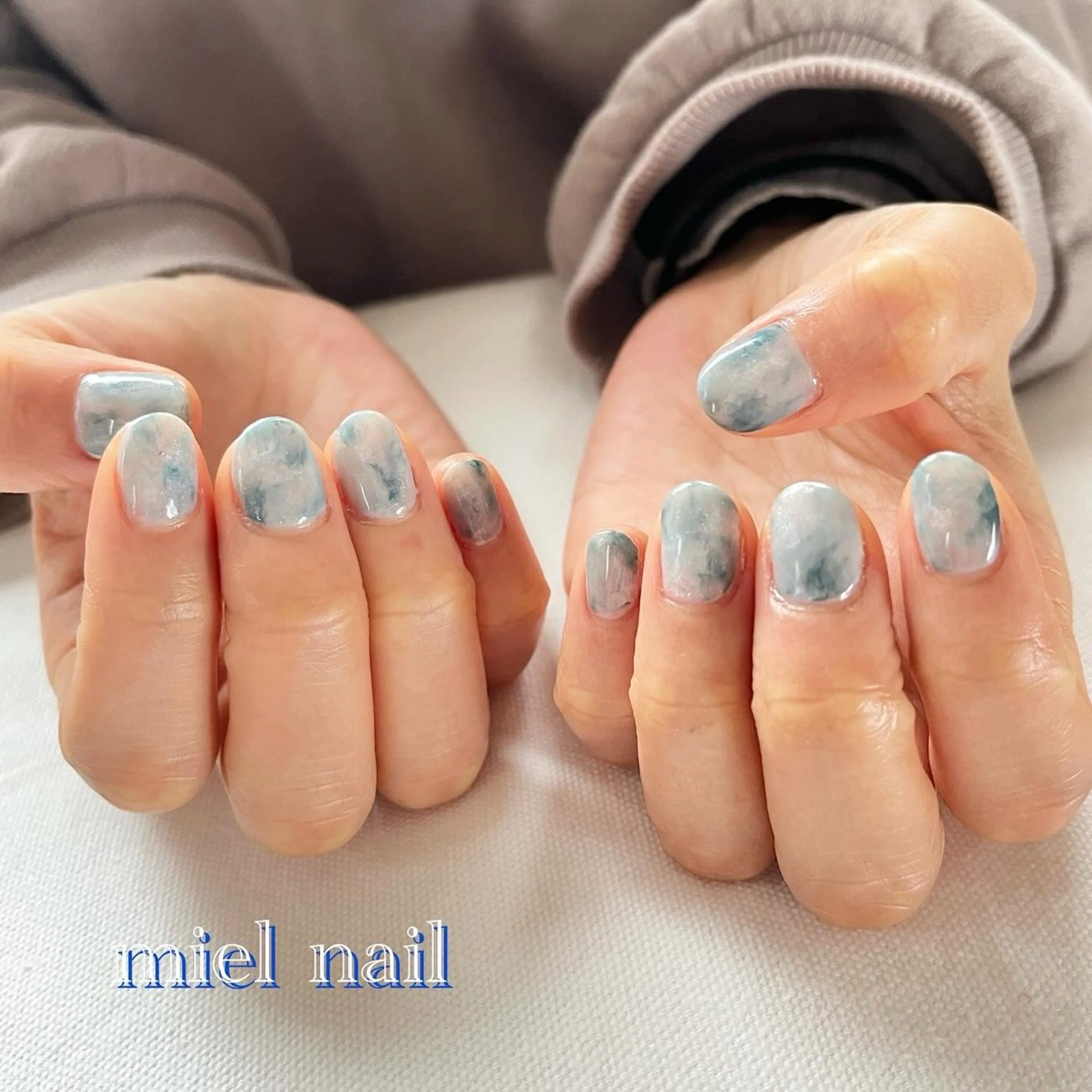 ネイル ブルー 大理石ネイル(マーブル) ニュアンスネイル 春ネイル ハンドネイル miel nailのネイルデザイン