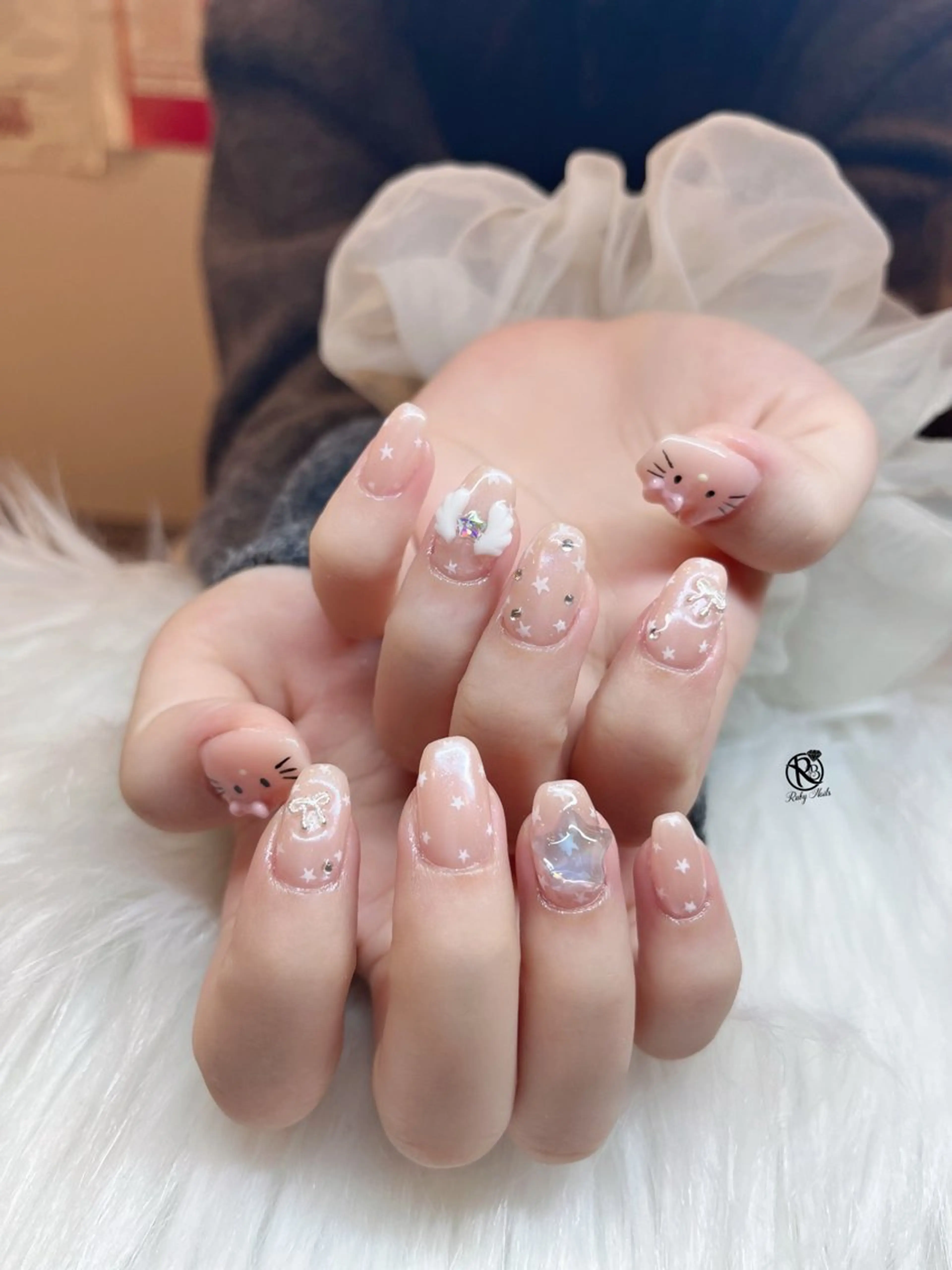 ネイル チークネイル フットネイル フレンチネイル グラデーション キラキラネイル Yukichan 日暮里店のネイルデザイン