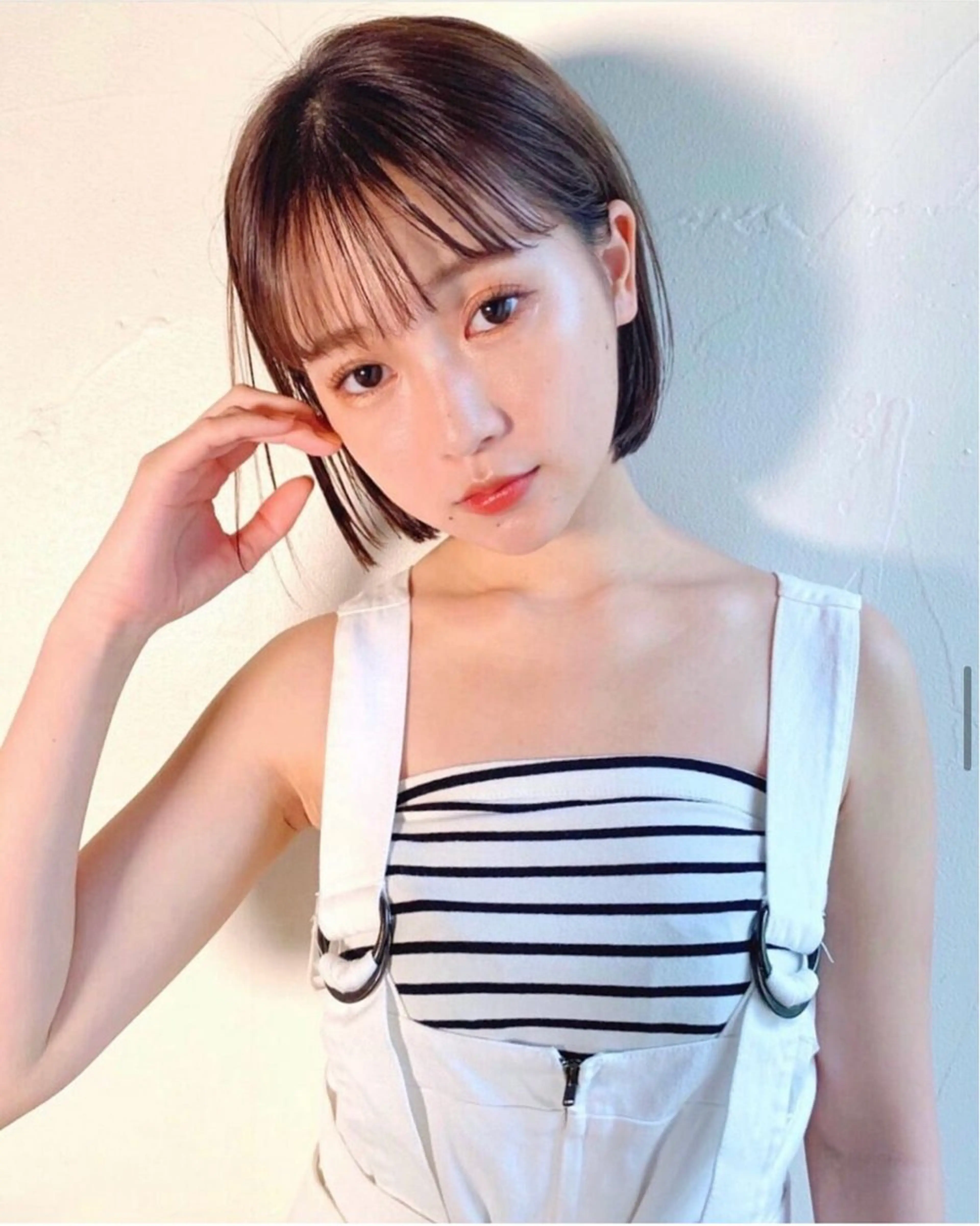 ショート ボブ 顔周りカット 韓国風ヘア 似合わせカット 小顔カット 抜きっぱなしブロンド /ハイトーン/カナタのヘアスタイル