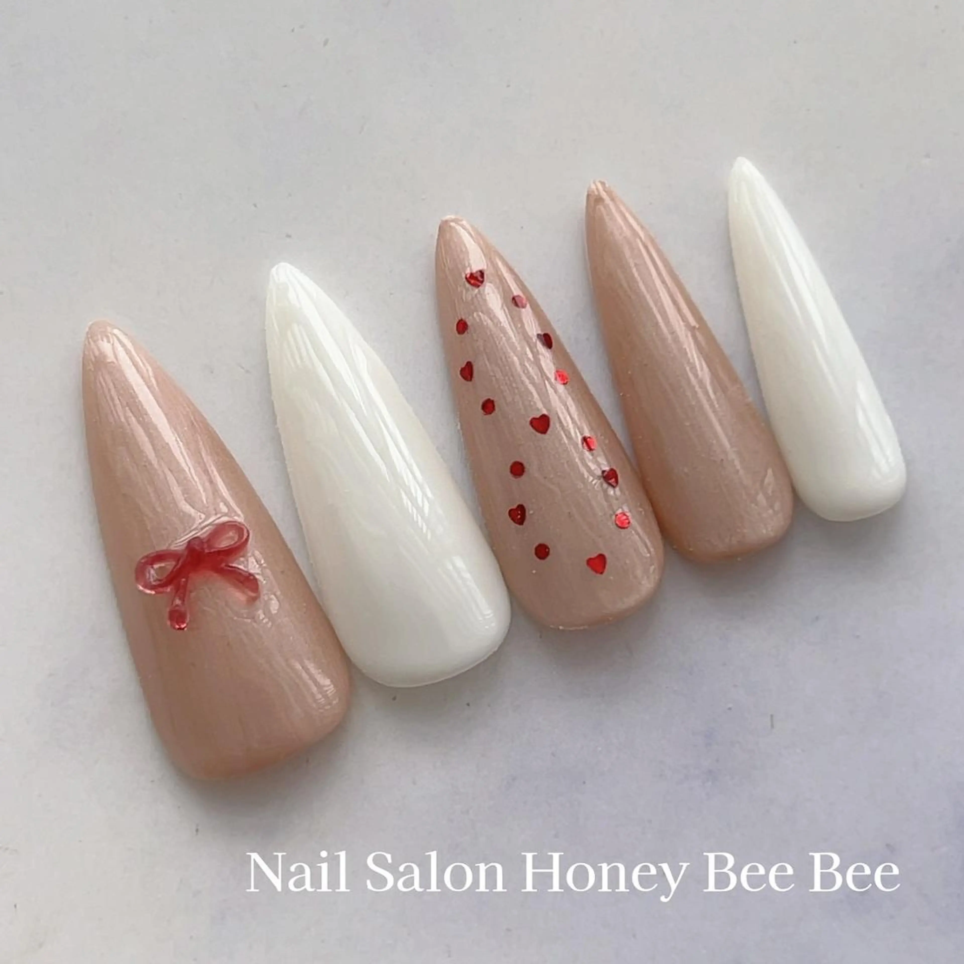 ネイル Nail salon Honey Beeのネイルデザイン