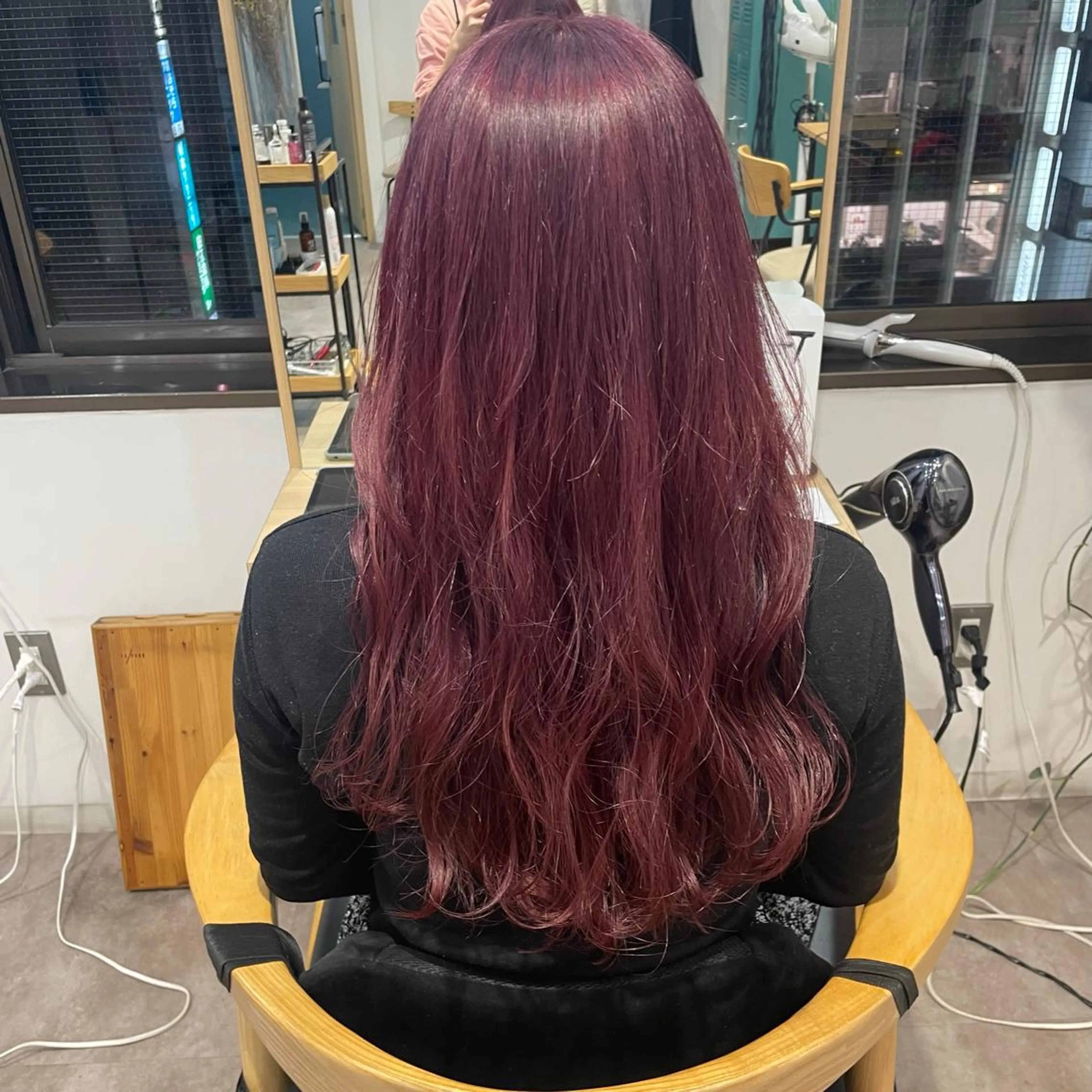 🌈ダブルカラー+ブロー (1ブリーチ＋オンカラー)《ご新規様クーポン》やりたいデザインご相談ください◎の写真