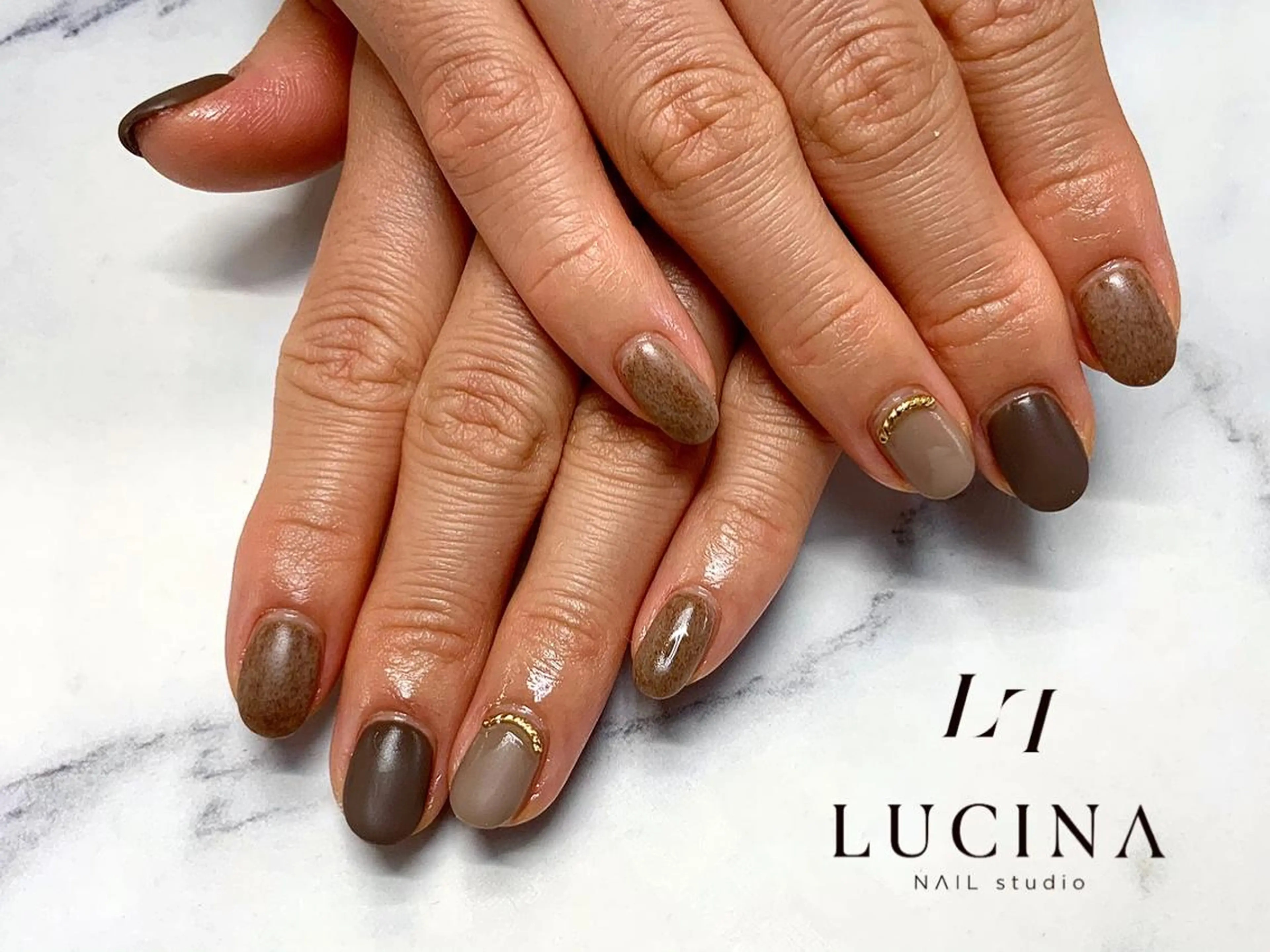 ネイル オフィスネイル シンプルネイル ハンドネイル 新橋 ルキナ スタッフのネイルデザイン