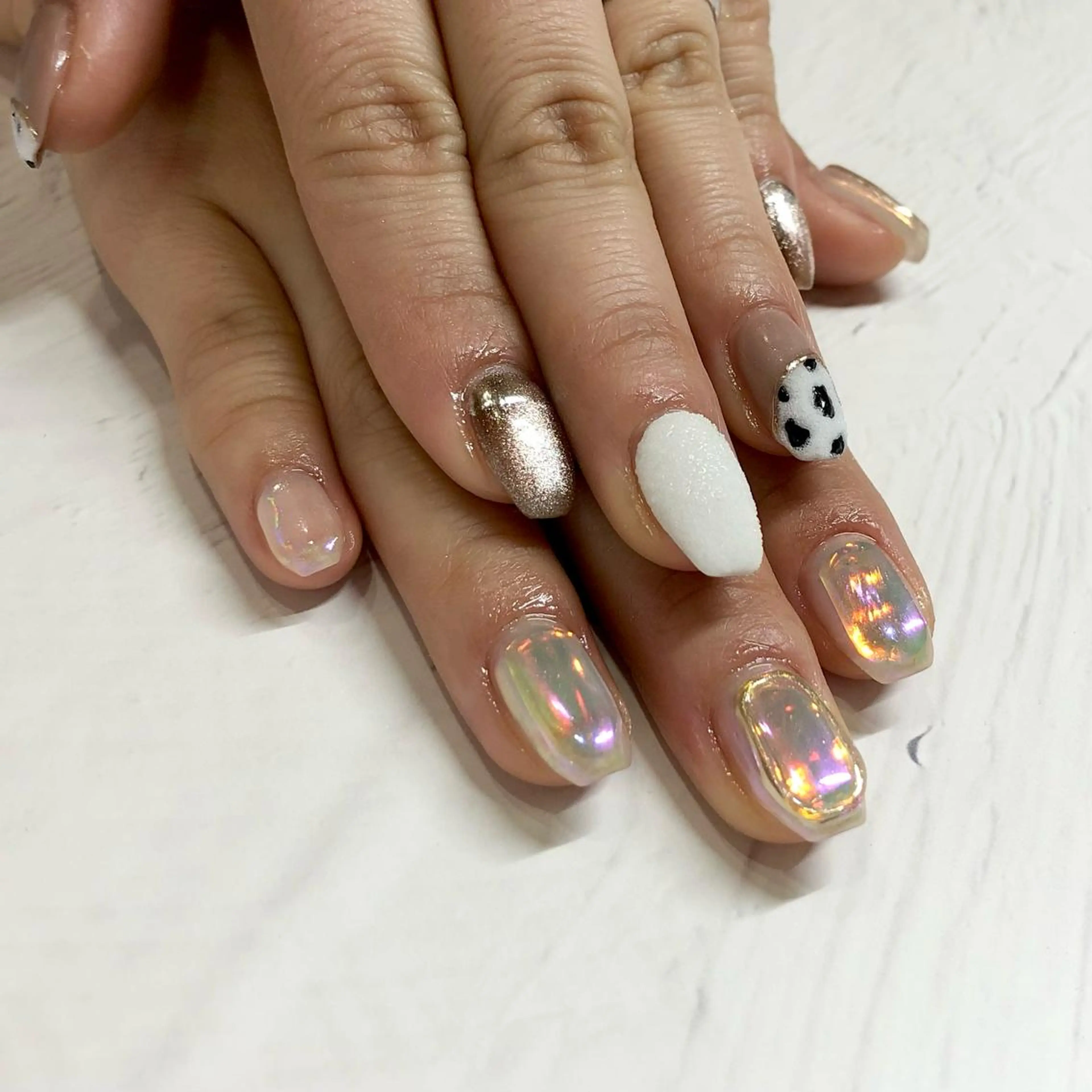 ミディアム ネイル ハンドネイル Reflection marikoのネイルデザイン