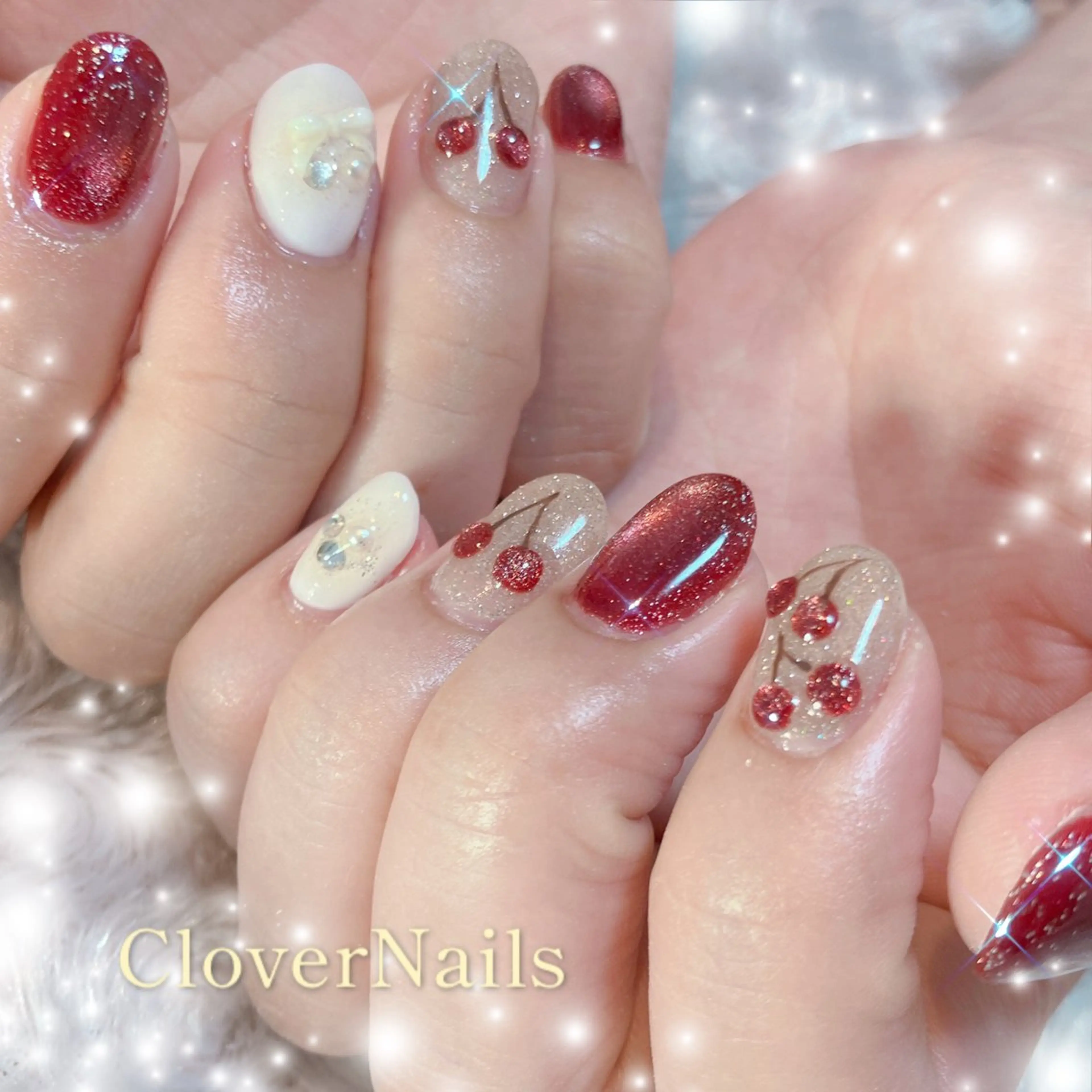 ネイル 韓国ネイル ラメ(グリッター) 持ち込み ぷっくりネイル 赤色 ハンドネイル 自宅ネイルサロン クロバーネイルのネイルデザイン