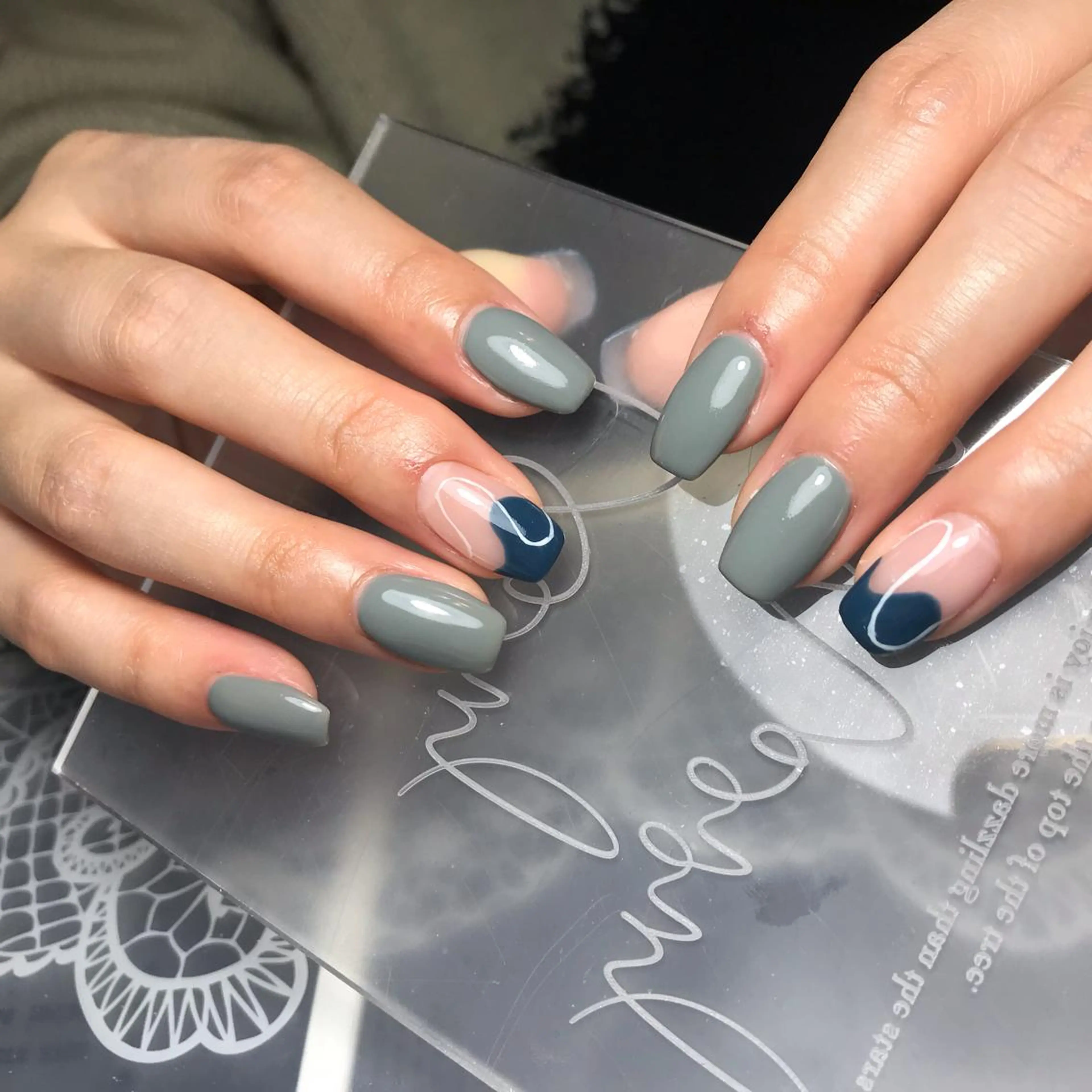 ネイル ハンドネイル ハンドケア Eveネイル チップスカルプ専門店のネイルデザイン