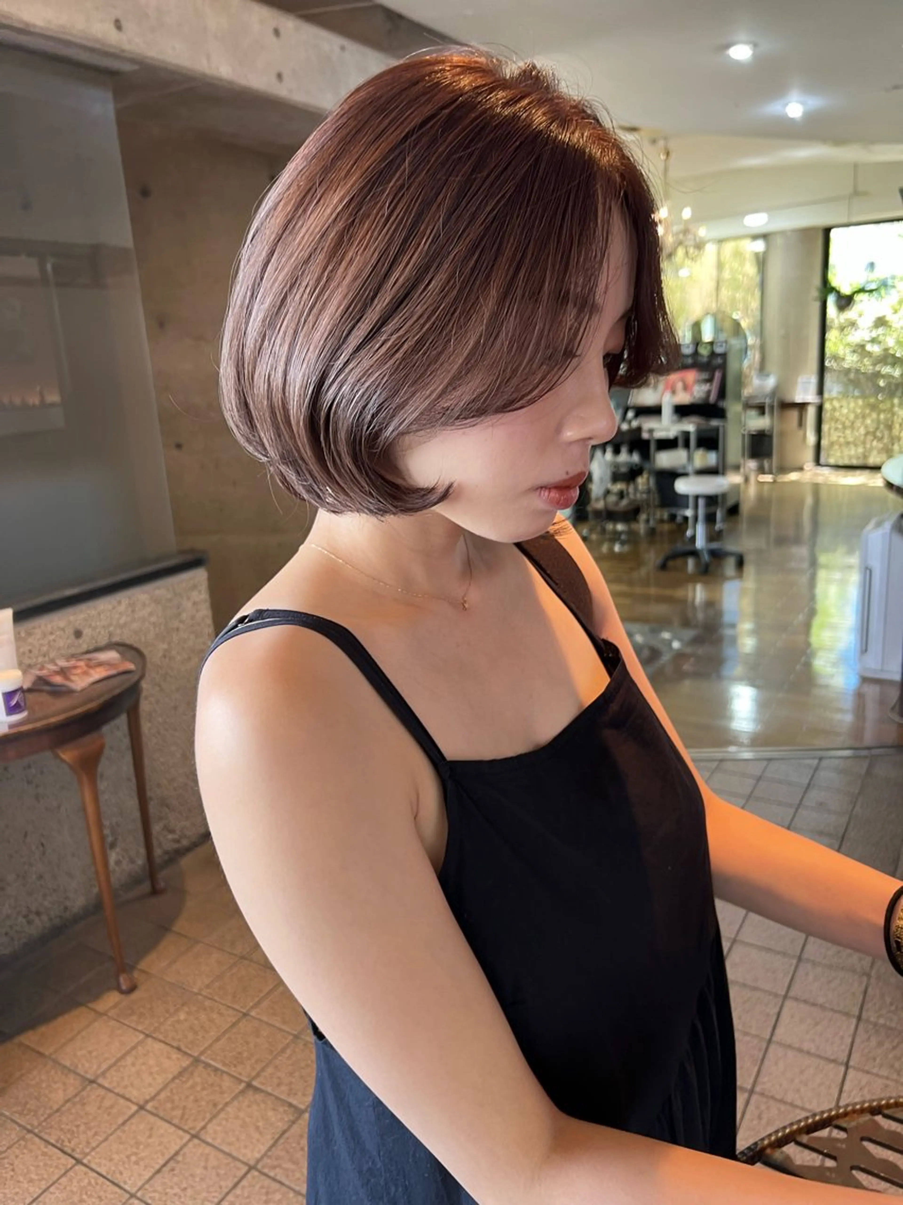 ショート カラー カット 只野 真衣のヘアスタイル