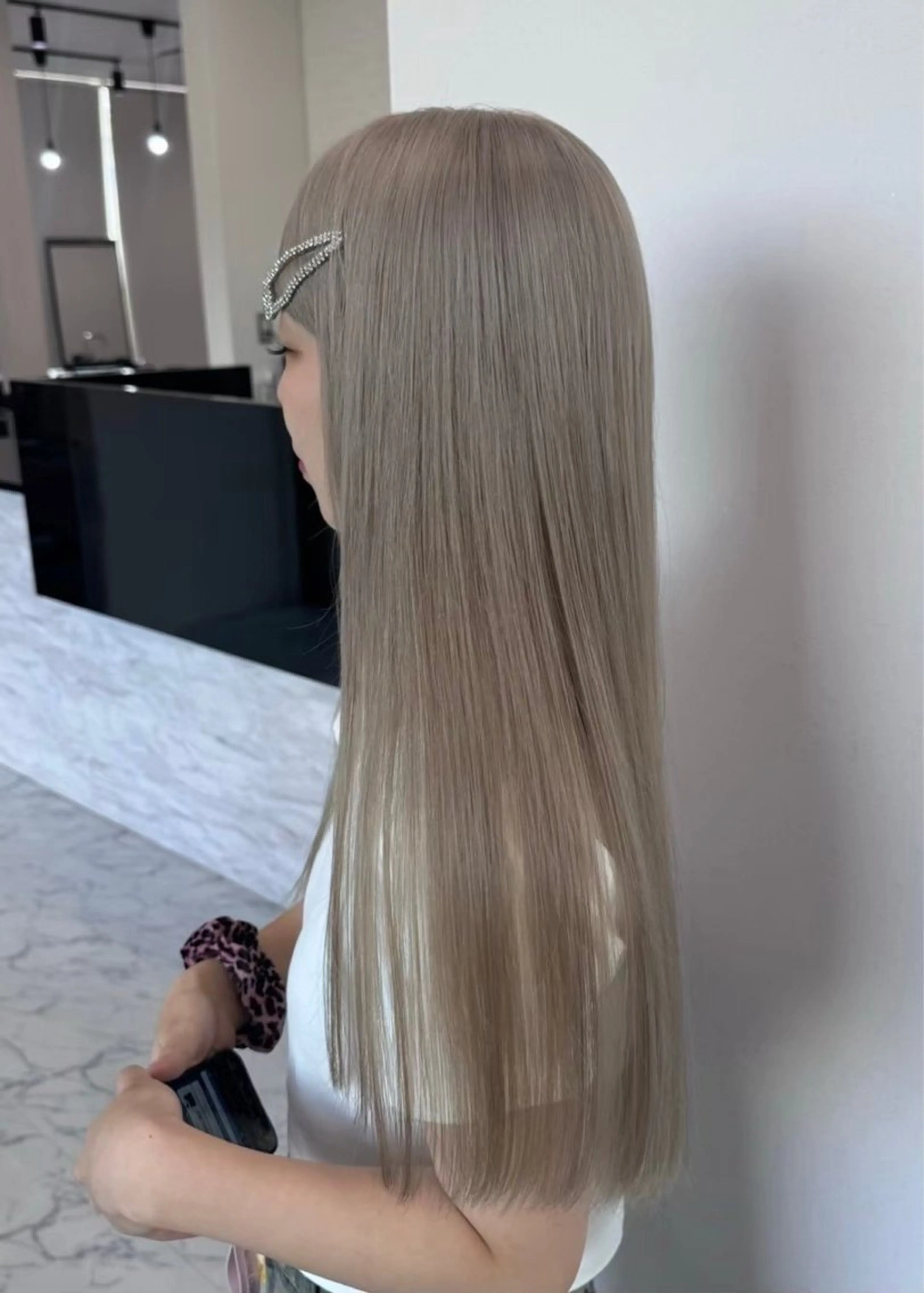 ロング asahi ORGNのヘアスタイル