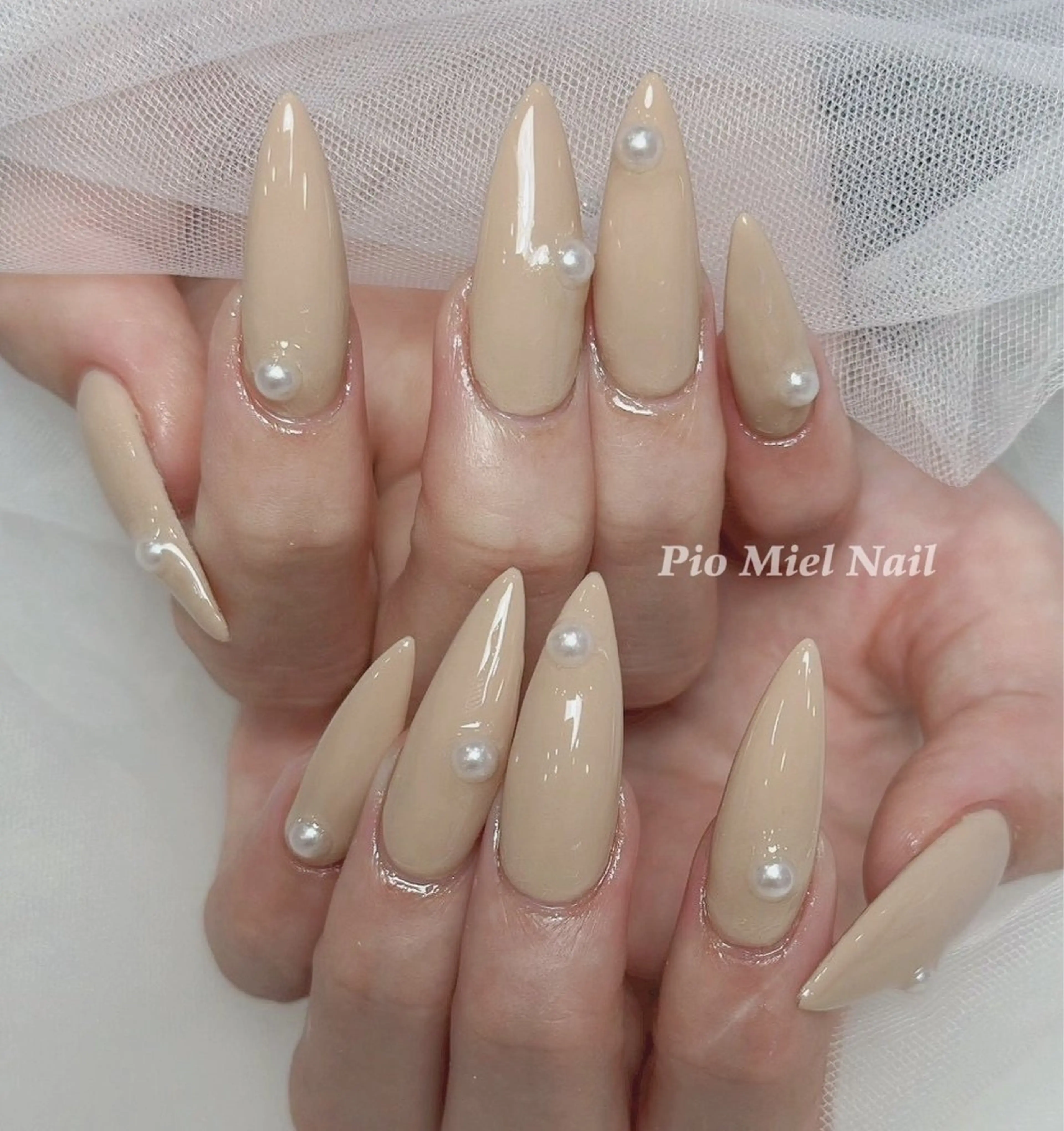 ネイル ハンドネイル HANA 長さだしのネイルデザイン