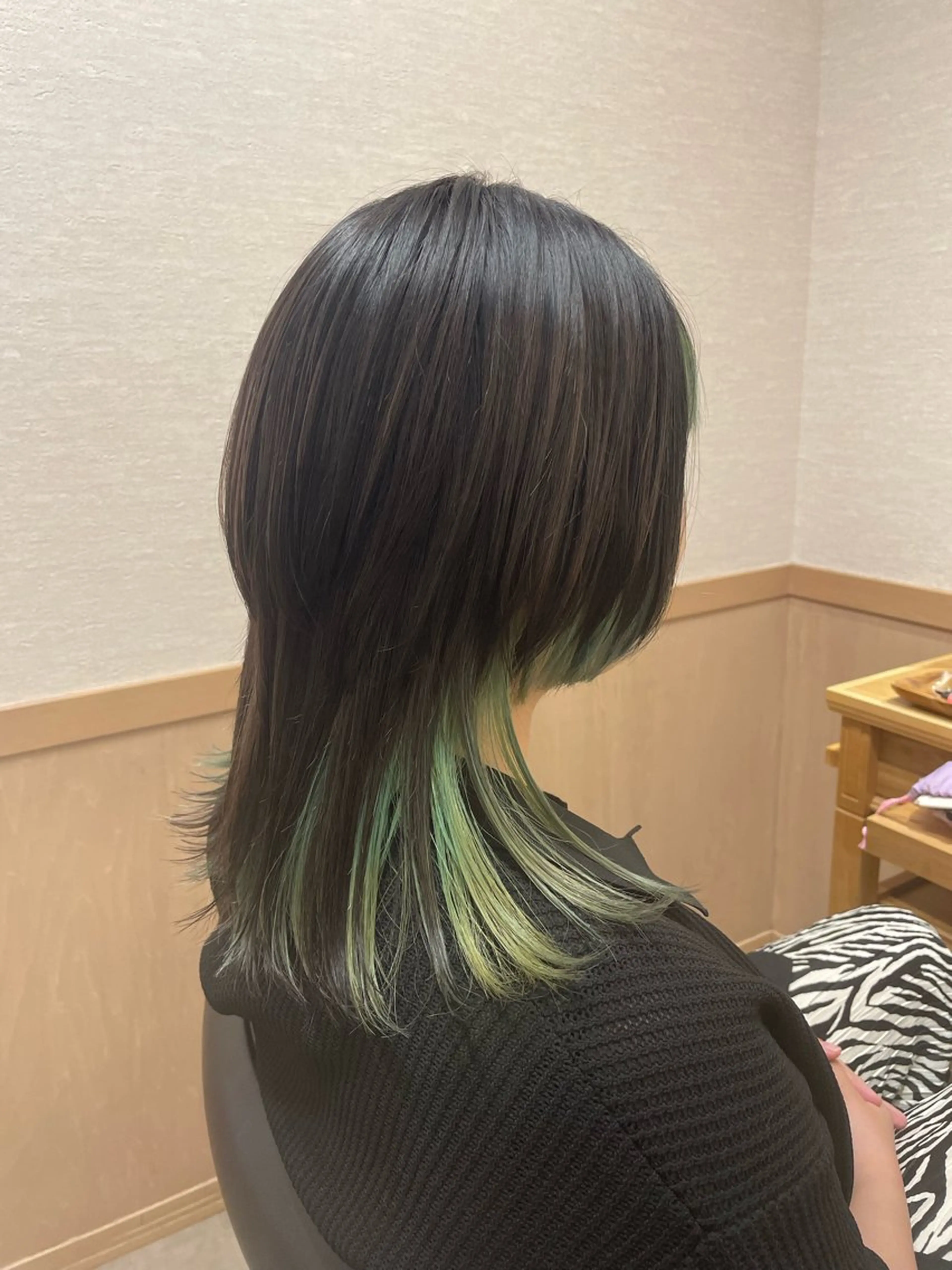 セミロング カット ヘアカラー miho 🌼🌼🌼のヘアスタイル