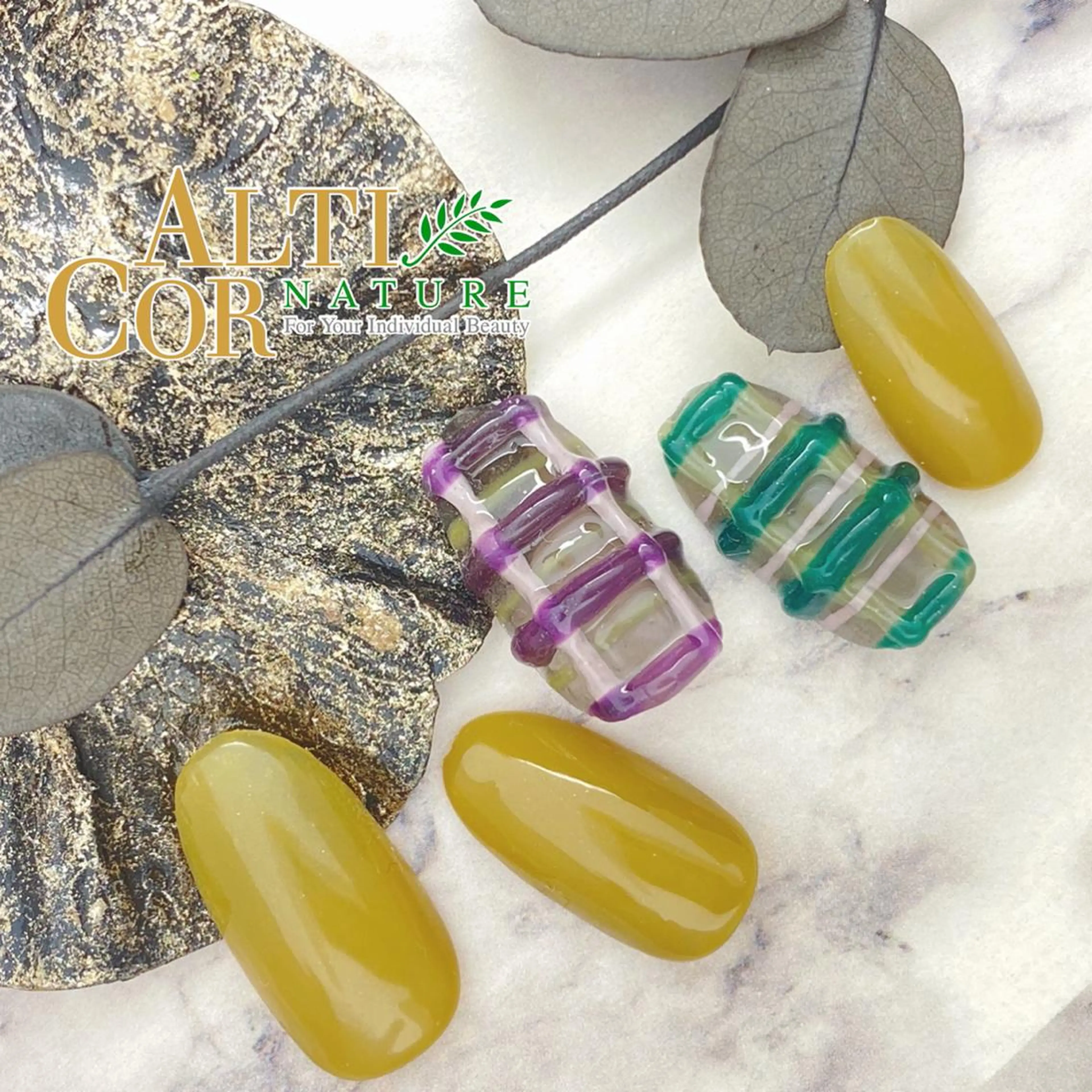 ネイル ChezEspoir 佐藤のネイルデザイン