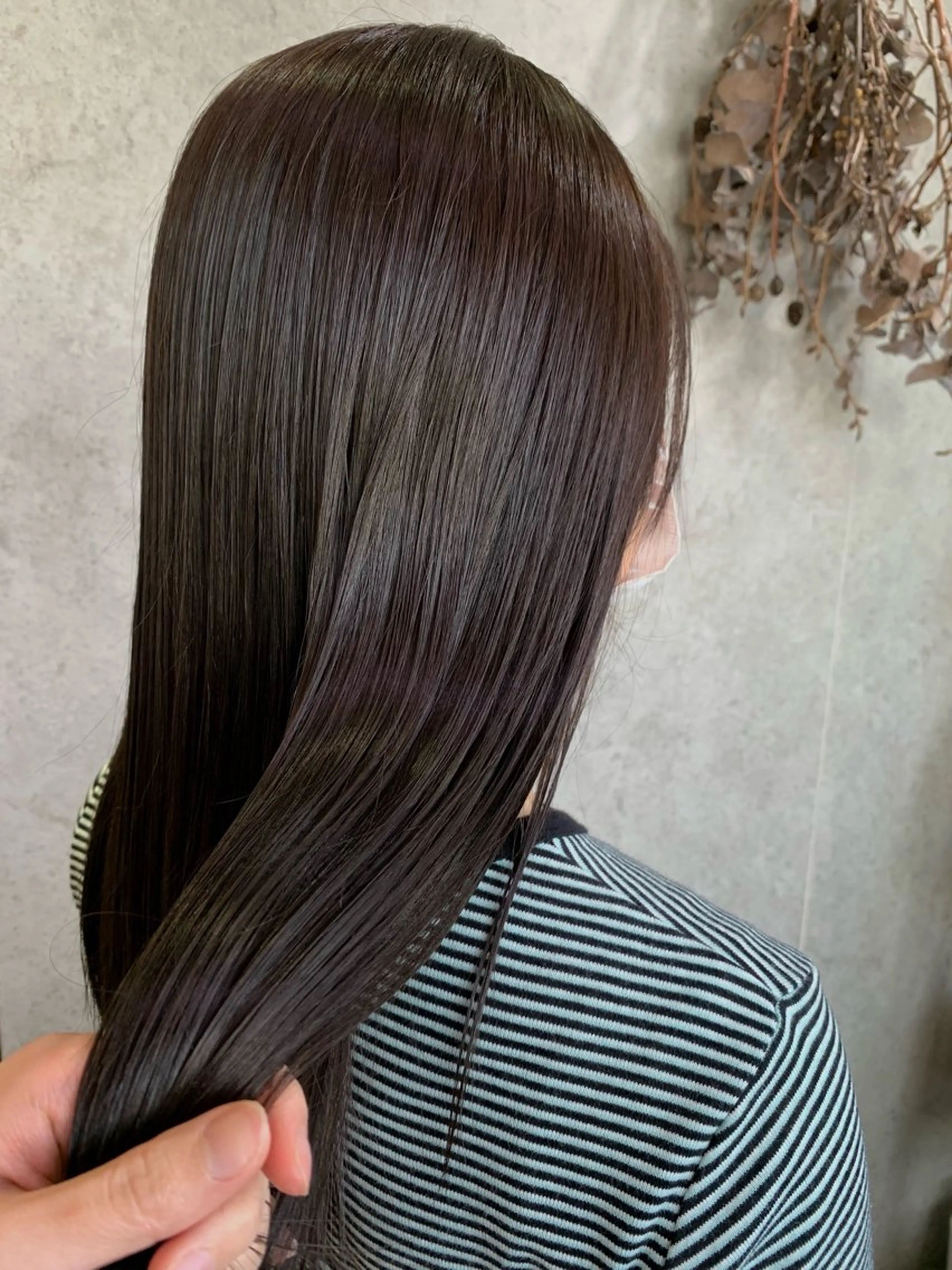 セミロング カット ヘアカラー トリートメント 庄司 桜のヘアスタイル