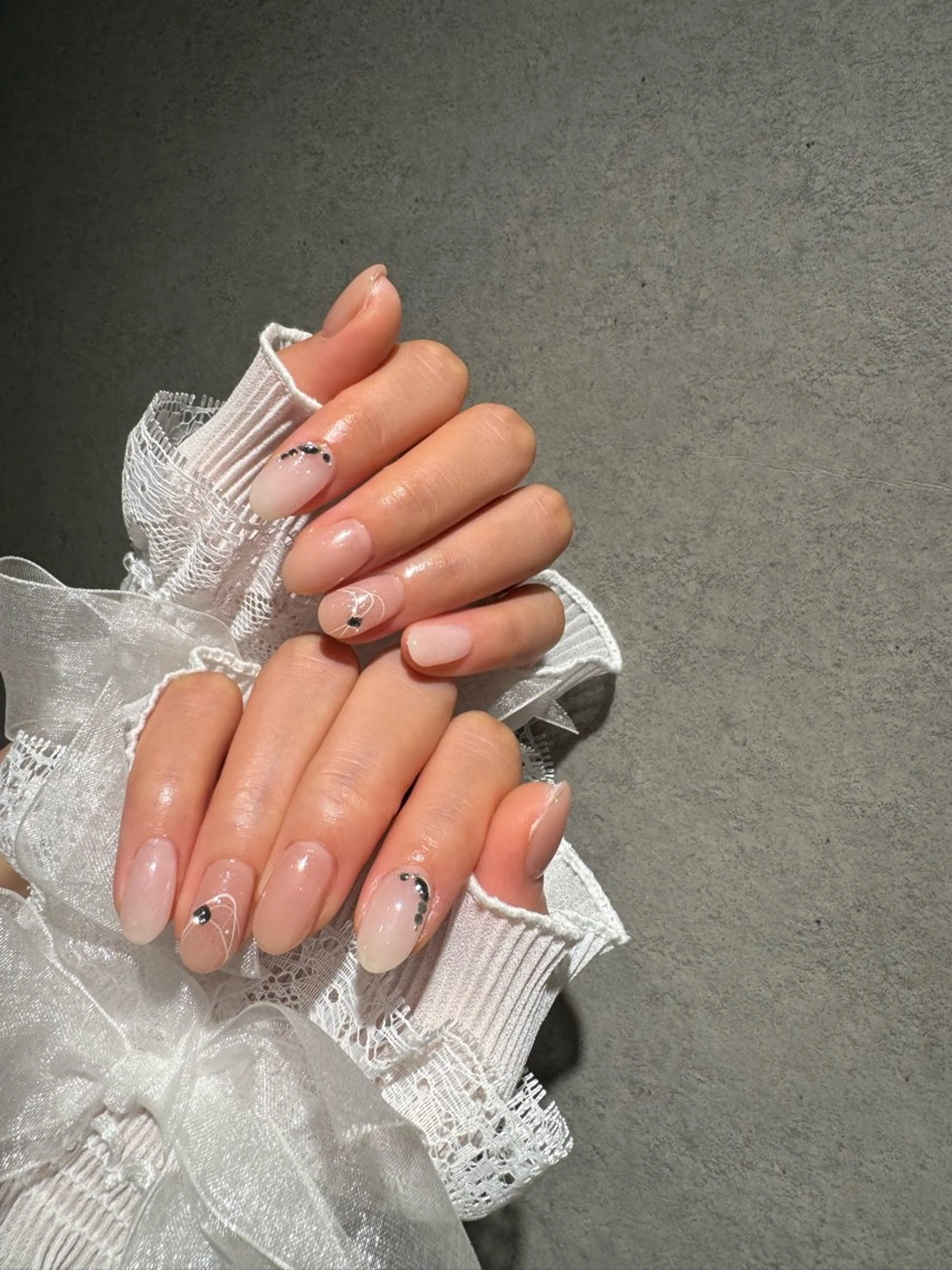 ネイル I-nailロング /ワンホン/キラキラのネイルデザイン