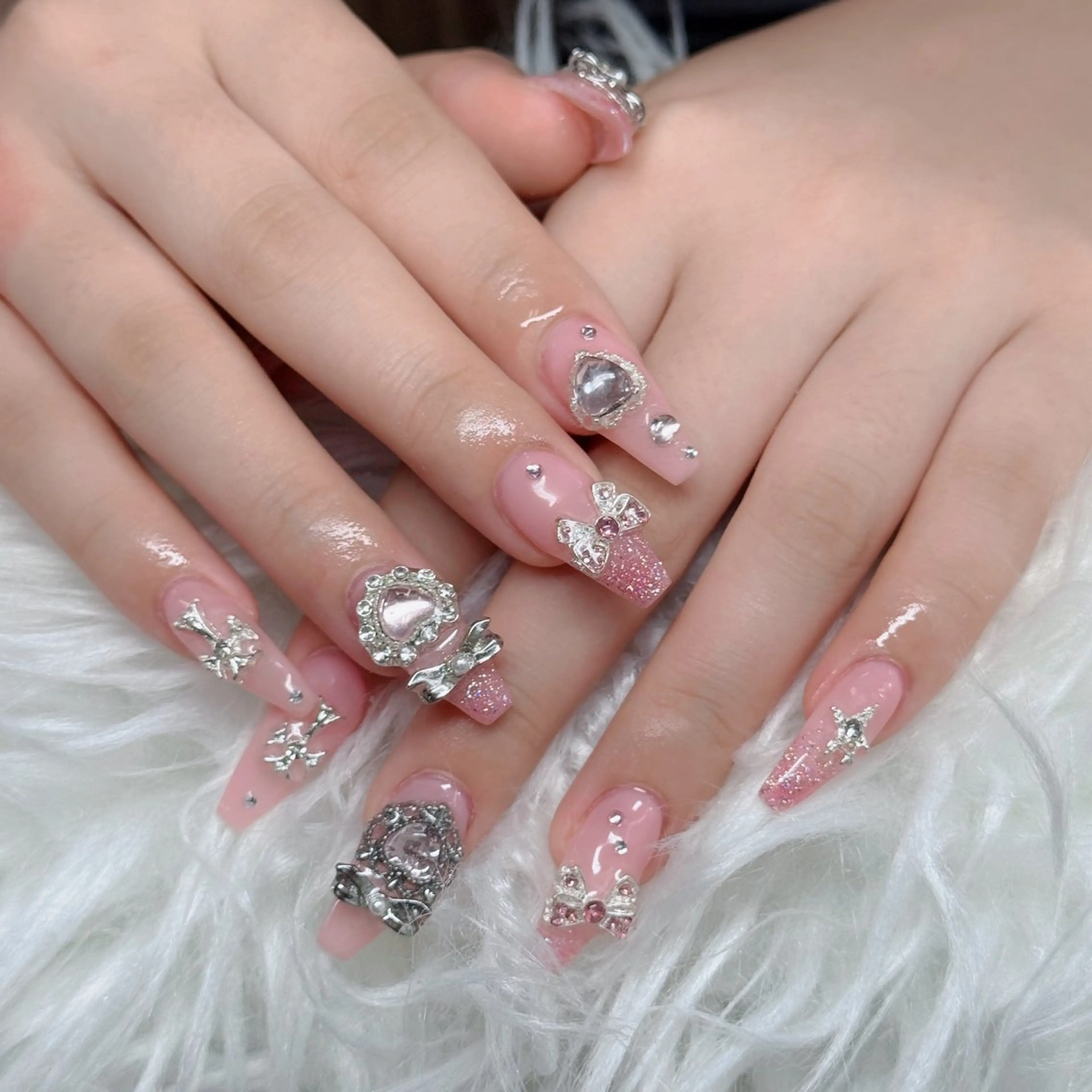 ネイル ハンドネイル ANH NAIL ゴテゴテ専門店💎のネイルデザイン