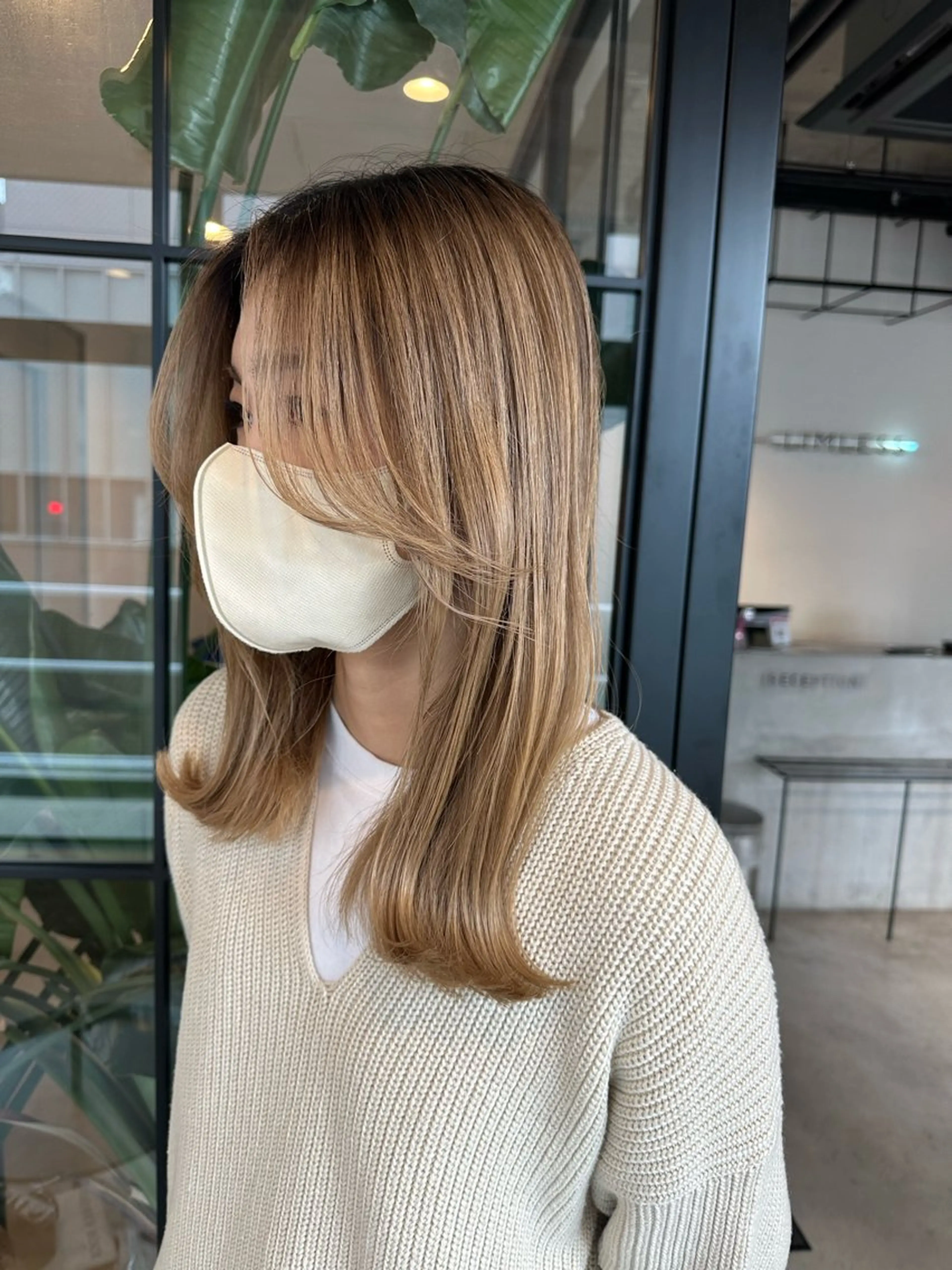 ミディアム くびれヘア レイヤーカット 髪質改善/縮毛矯正 新潟/レイヤー/有紗のヘアスタイル