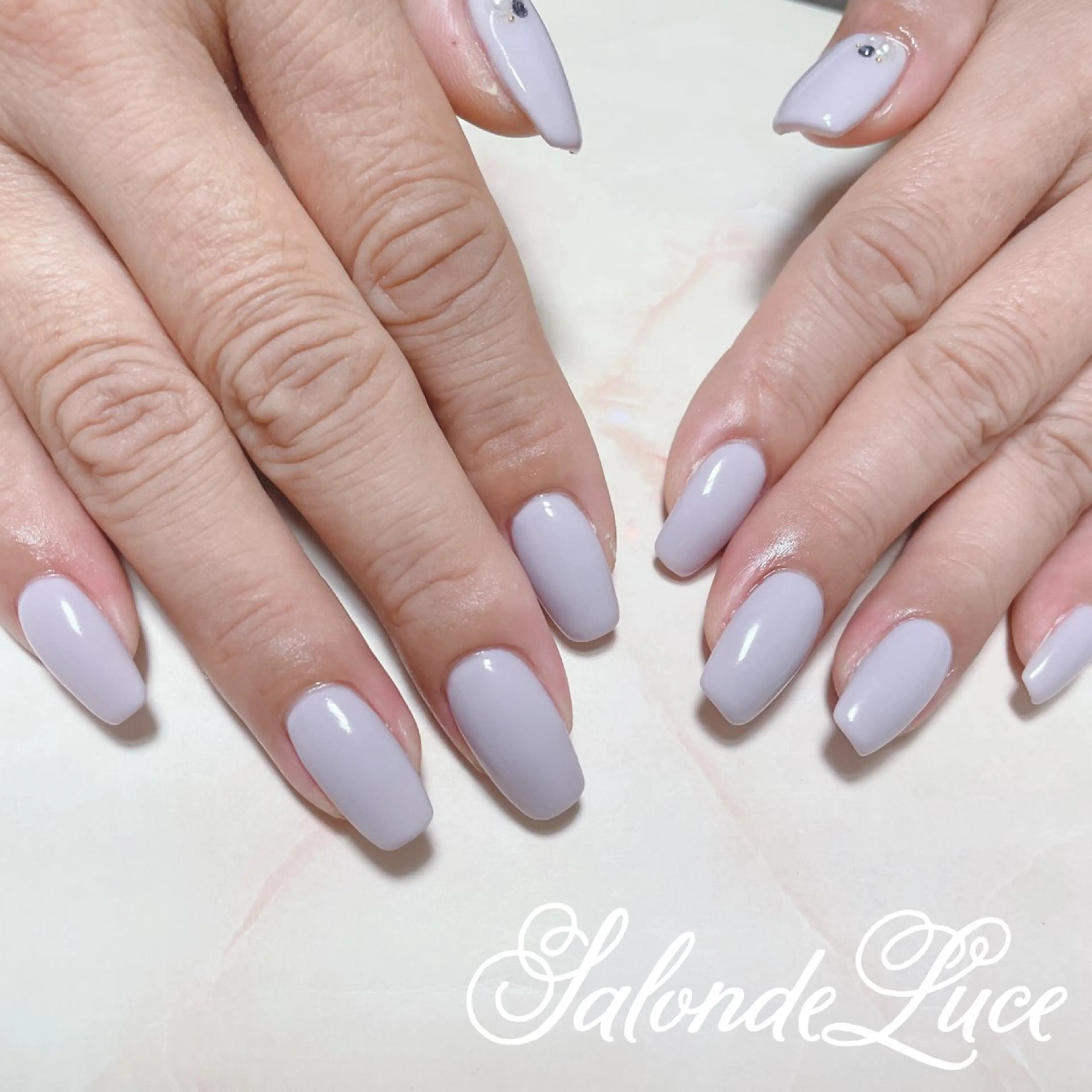 ネイル オフィスネイル ワンカラーネイル Salon de Luceのネイルデザイン