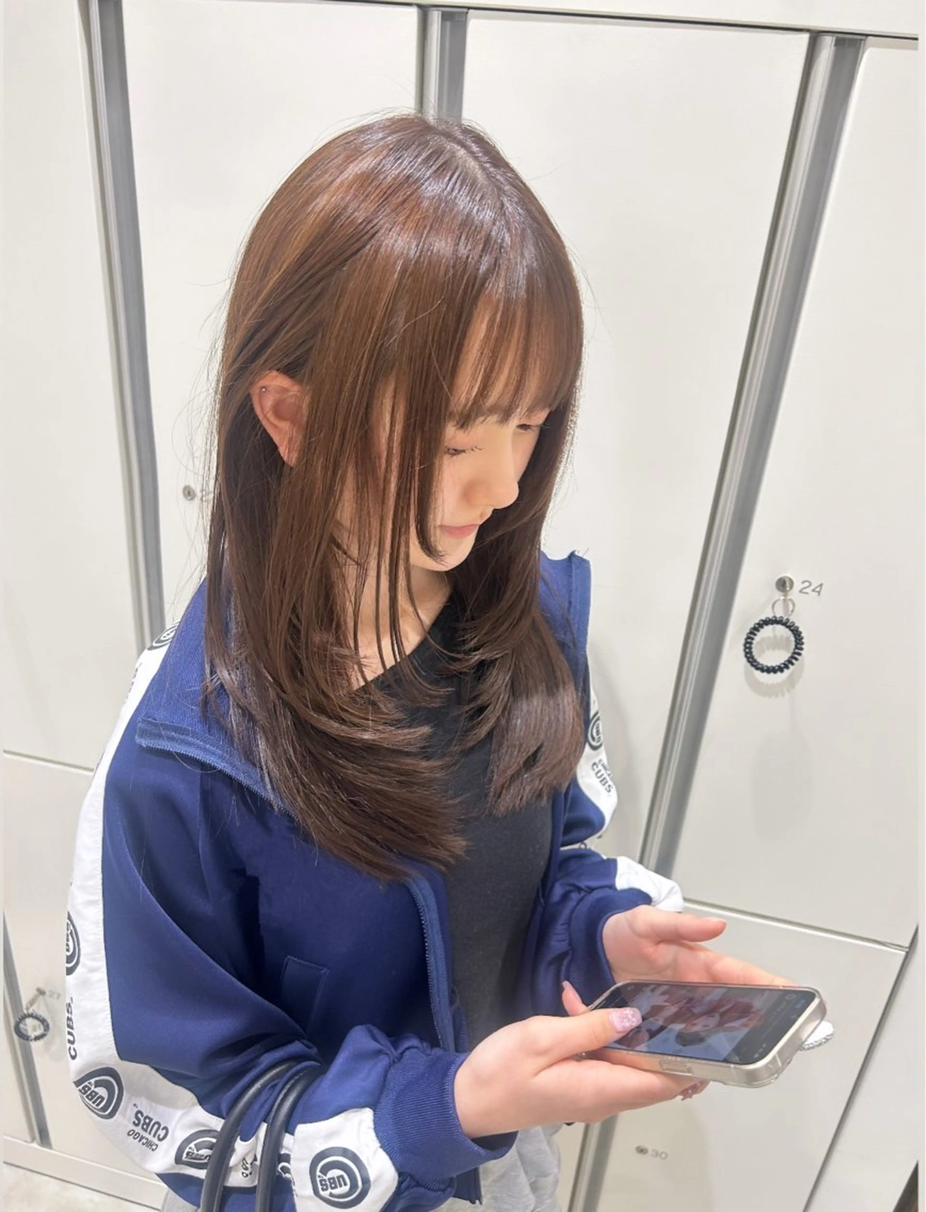 ロング カラー ブラウンカラー イルミナカラー 顔まわりレイヤー 顔周りカット レイヤーカット カット ✧HINA✧ 韓国風/レイヤーのヘアスタイル