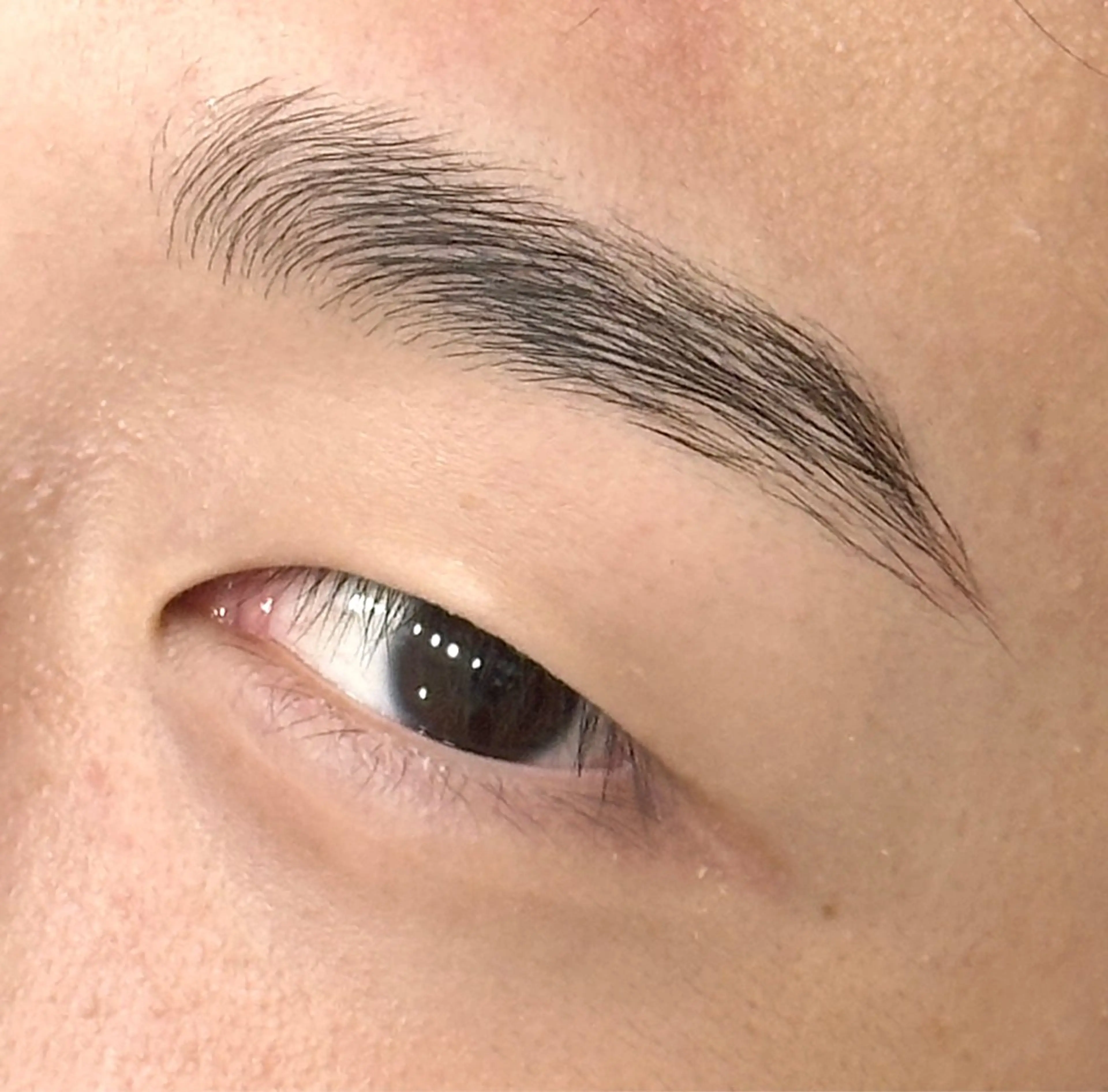 アイブロウ メンズアイブロウ Sister byB あこのマツエク・マツパデザイン