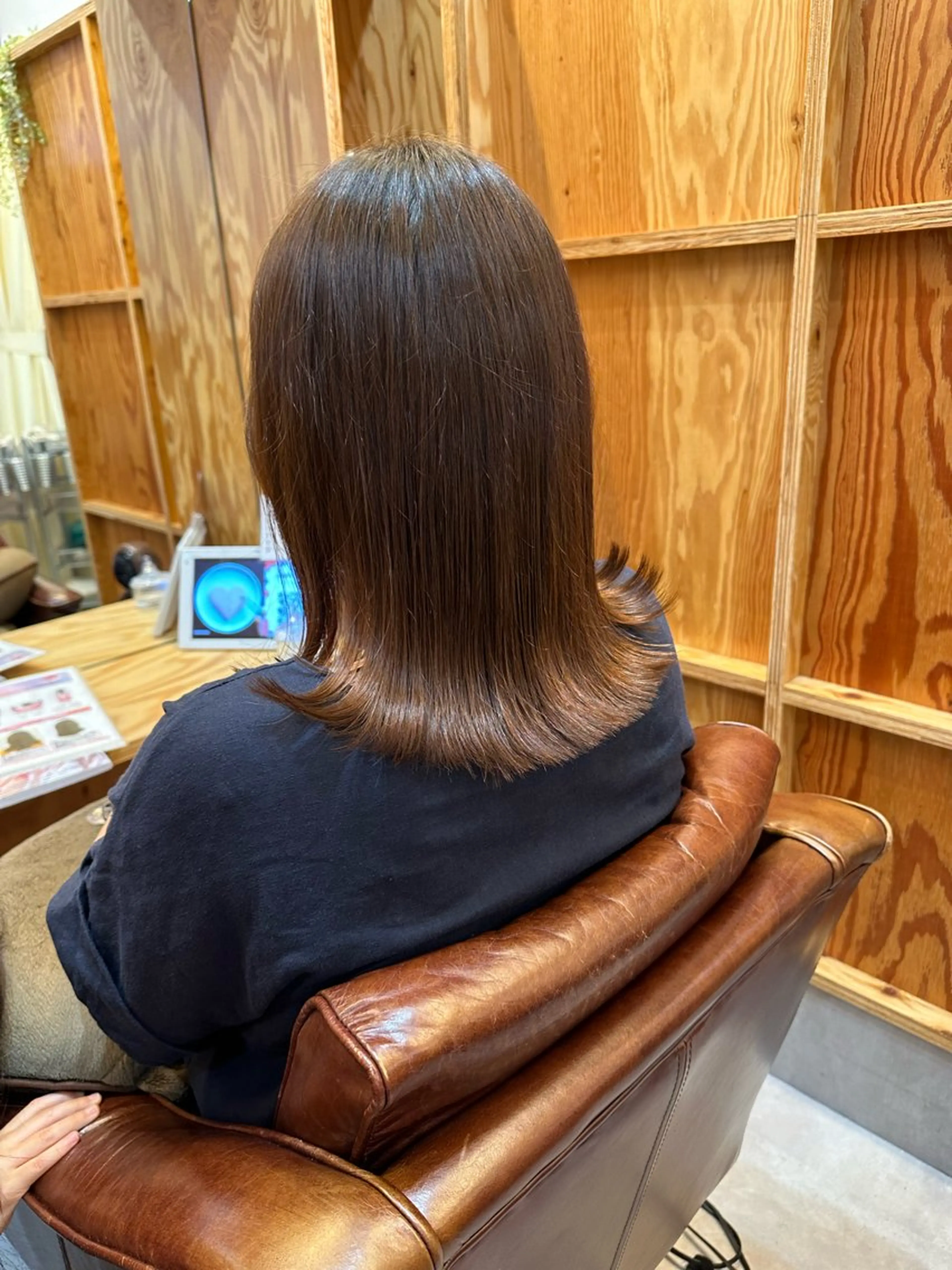 ミディアム adorable 長谷川実夢のヘアスタイル