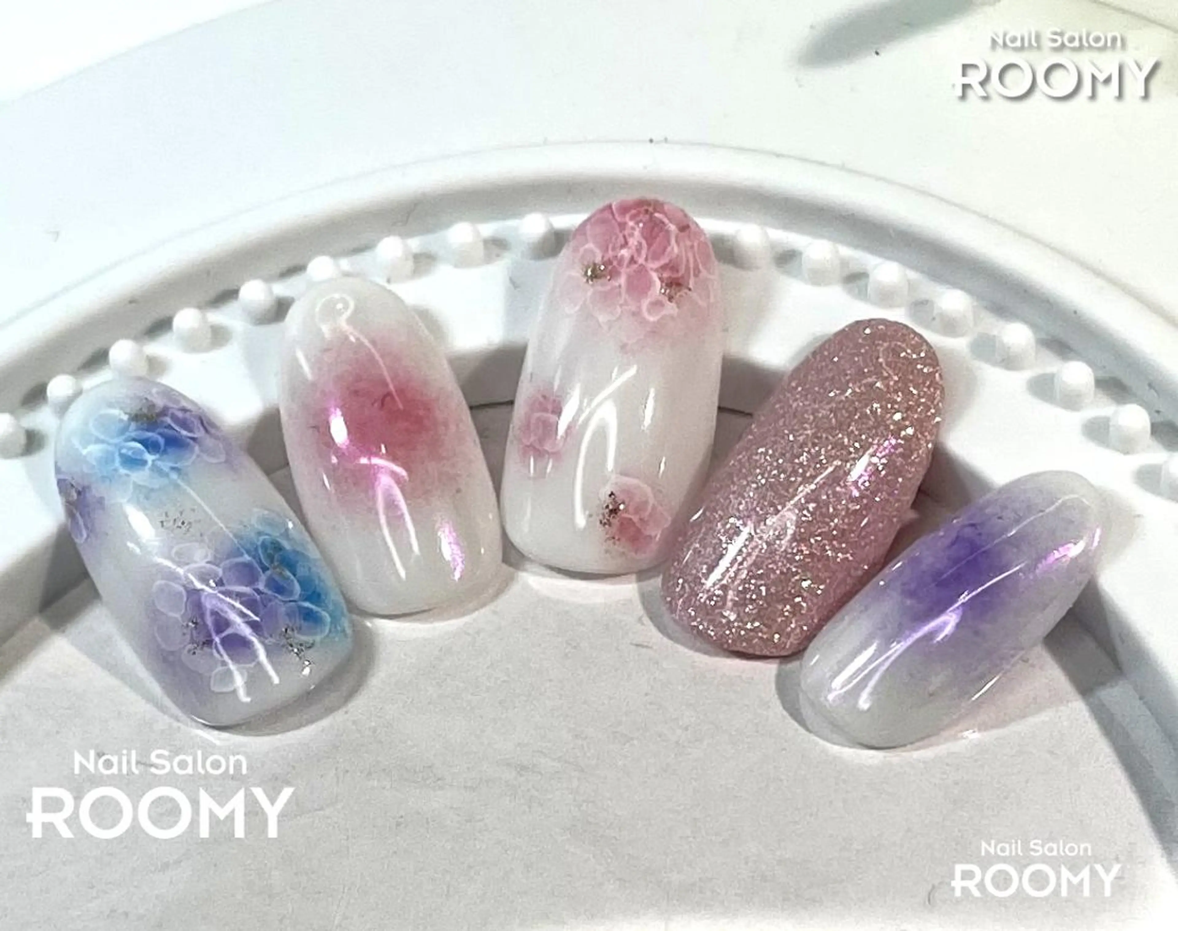 ネイル アートネイル チークネイル イワサキ  のネイルデザイン