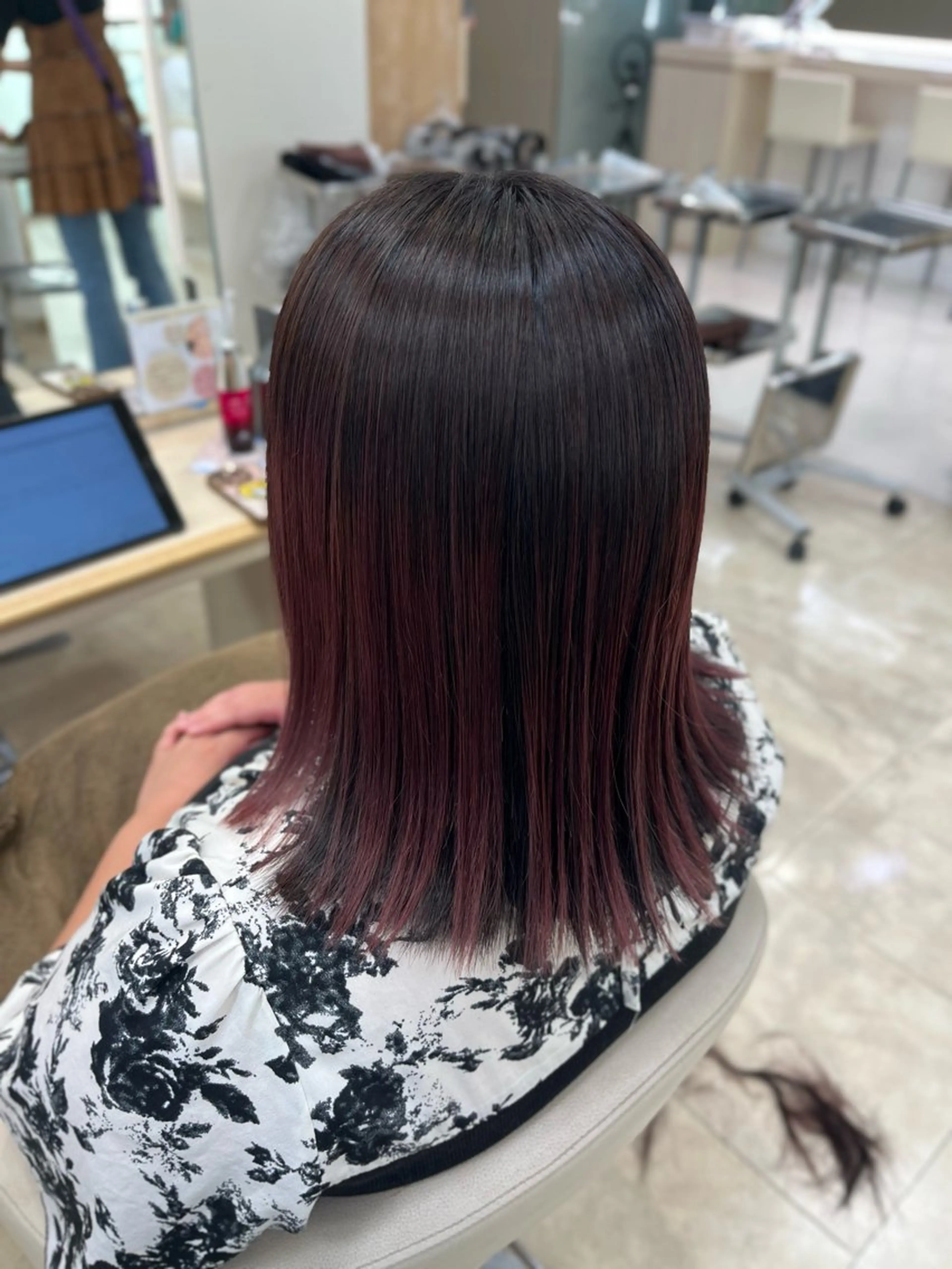 ミディアム カラー ヘアカラー トリートメント 暖色専門美容師🎀 お客様満足度◎のヘアスタイル
