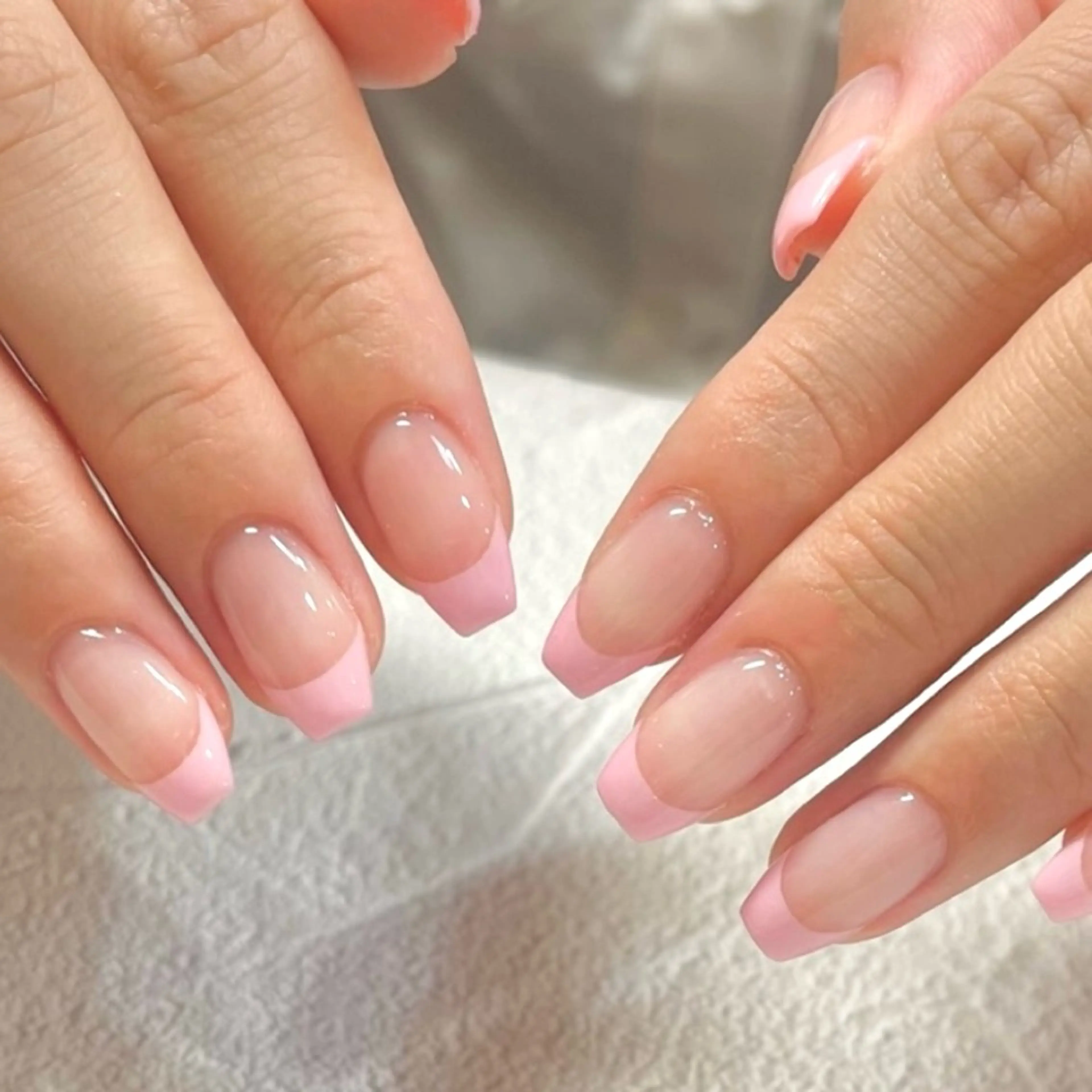 フレンチネイル（オフあり）の写真