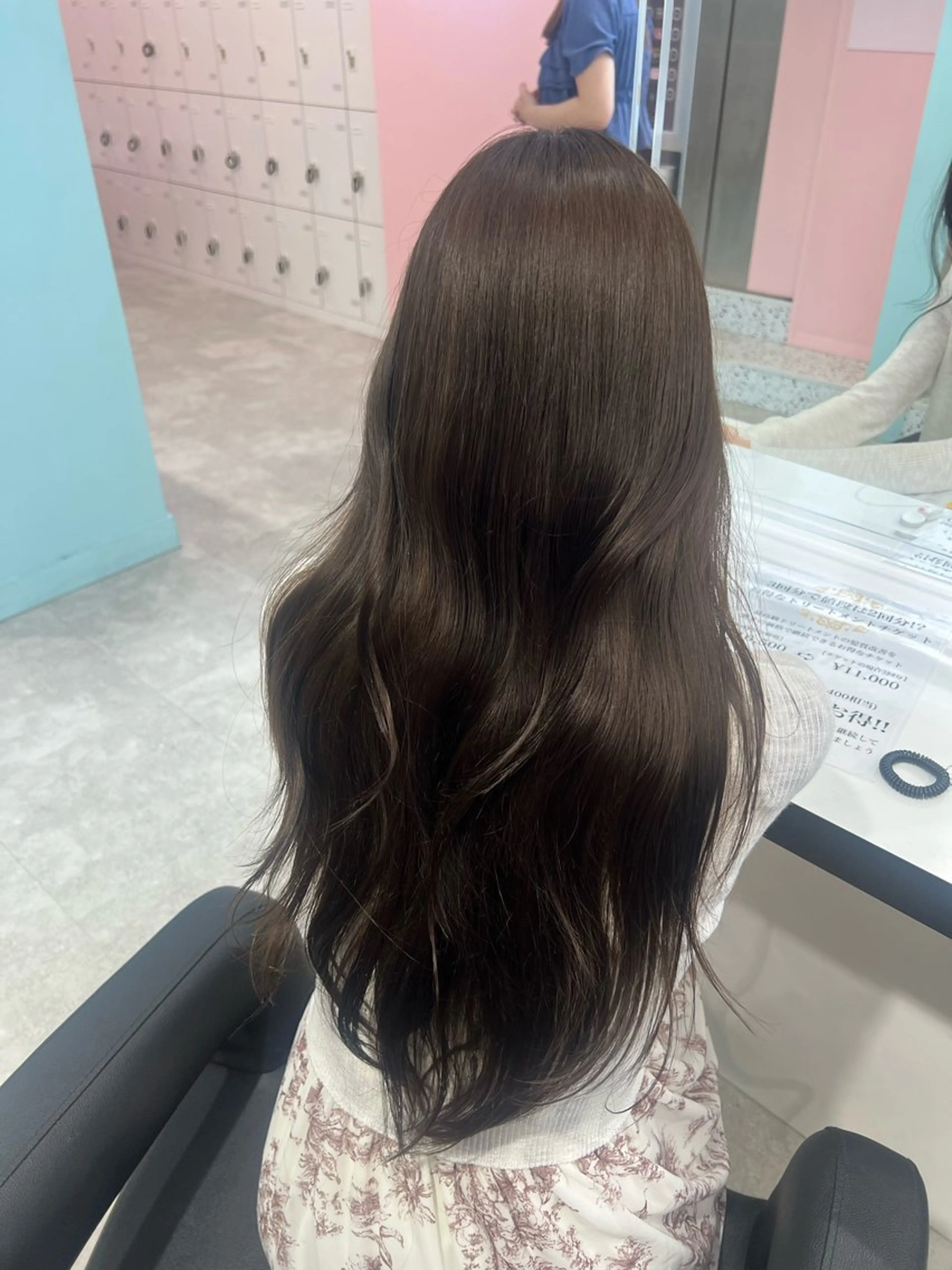 ロング レイヤーカット／ ハイトーン/Moeのヘアスタイル