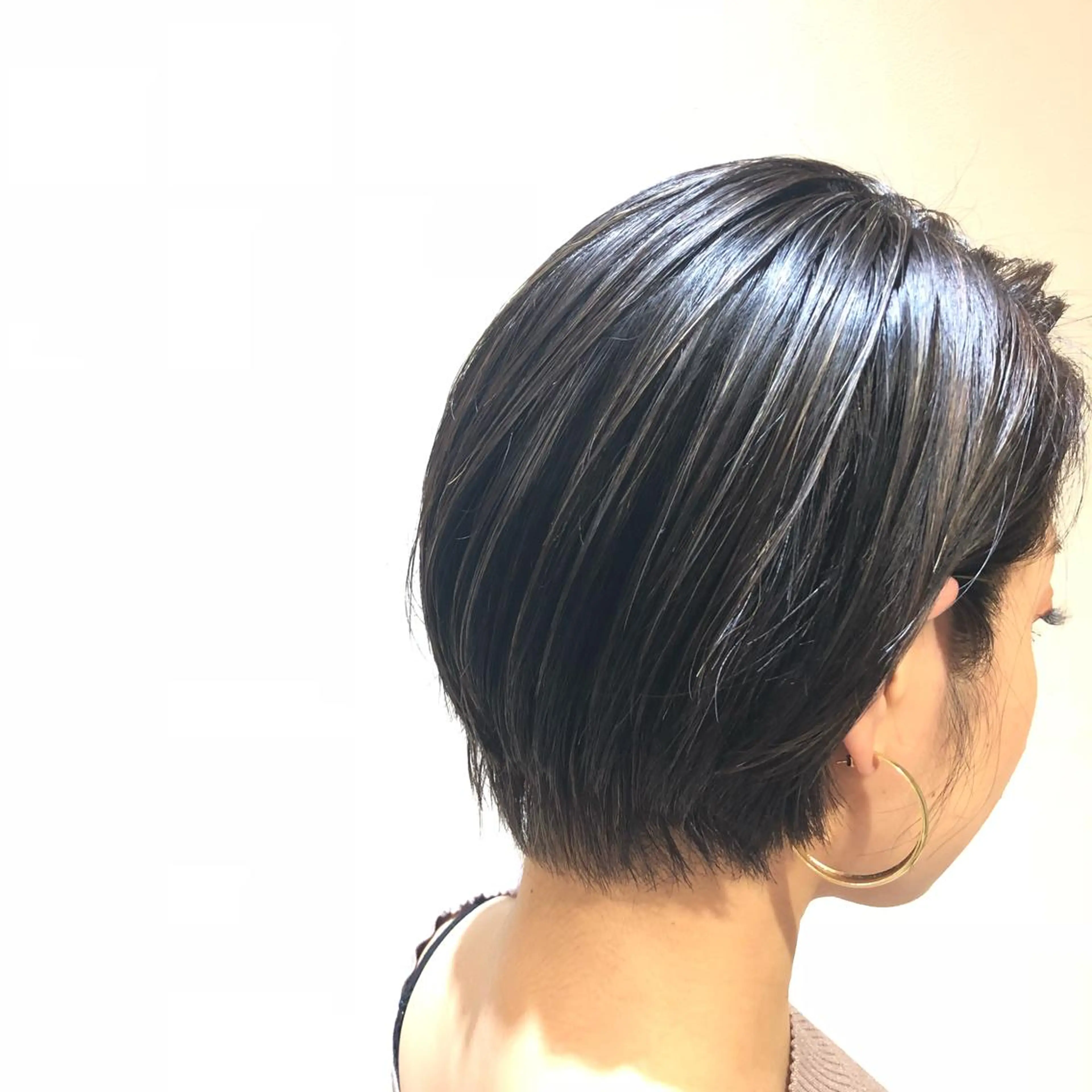 カラー ブリーチ ケアブリーチ ハイライトカラー ヘアカラー soelle Hanaのヘアスタイル