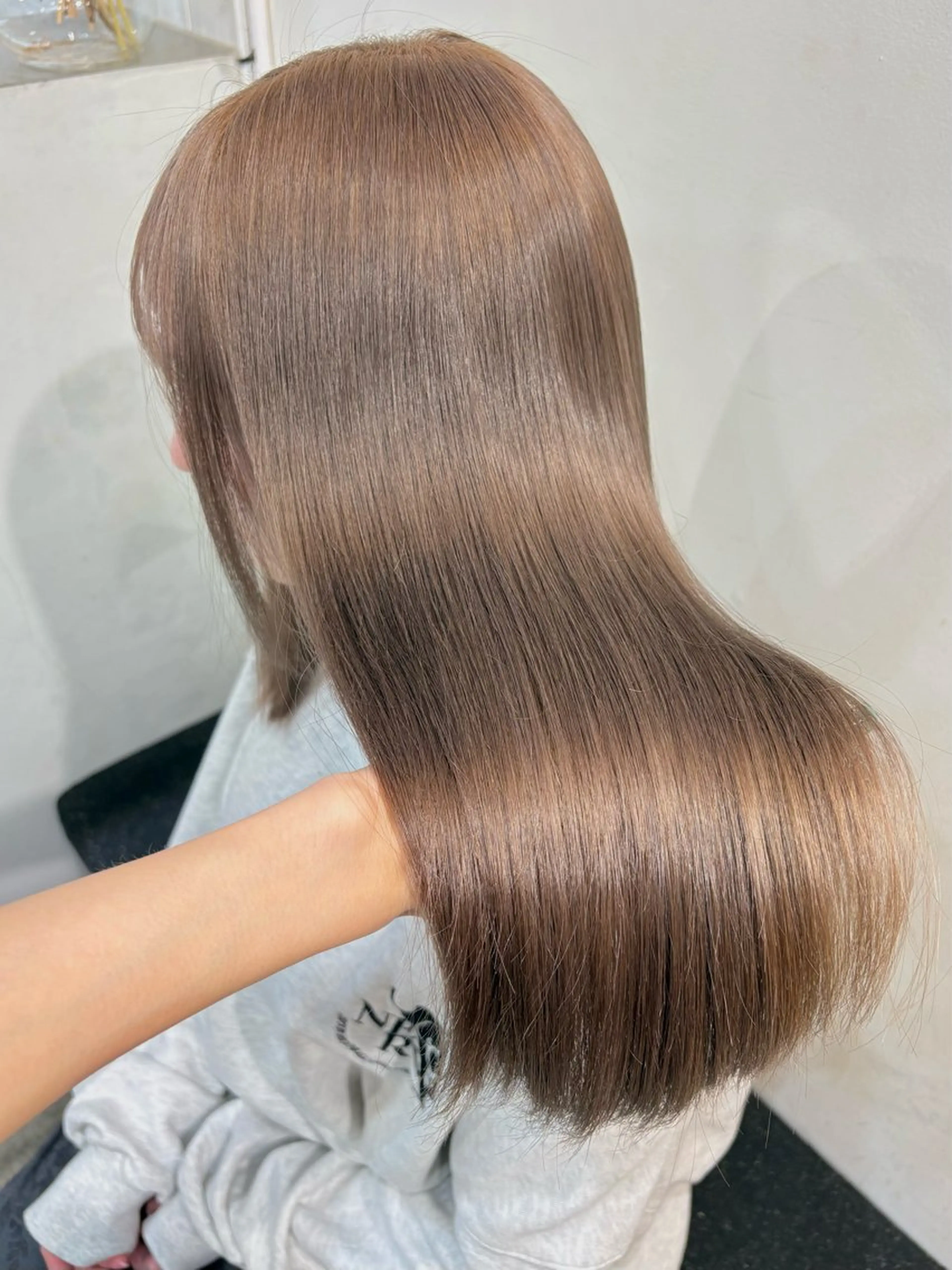 ミディアム カラー ベージュカラー ミルクティーベージュ カット ヘアカラー 🧸艶々韓国ヘア 🧁mizunaのヘアスタイル