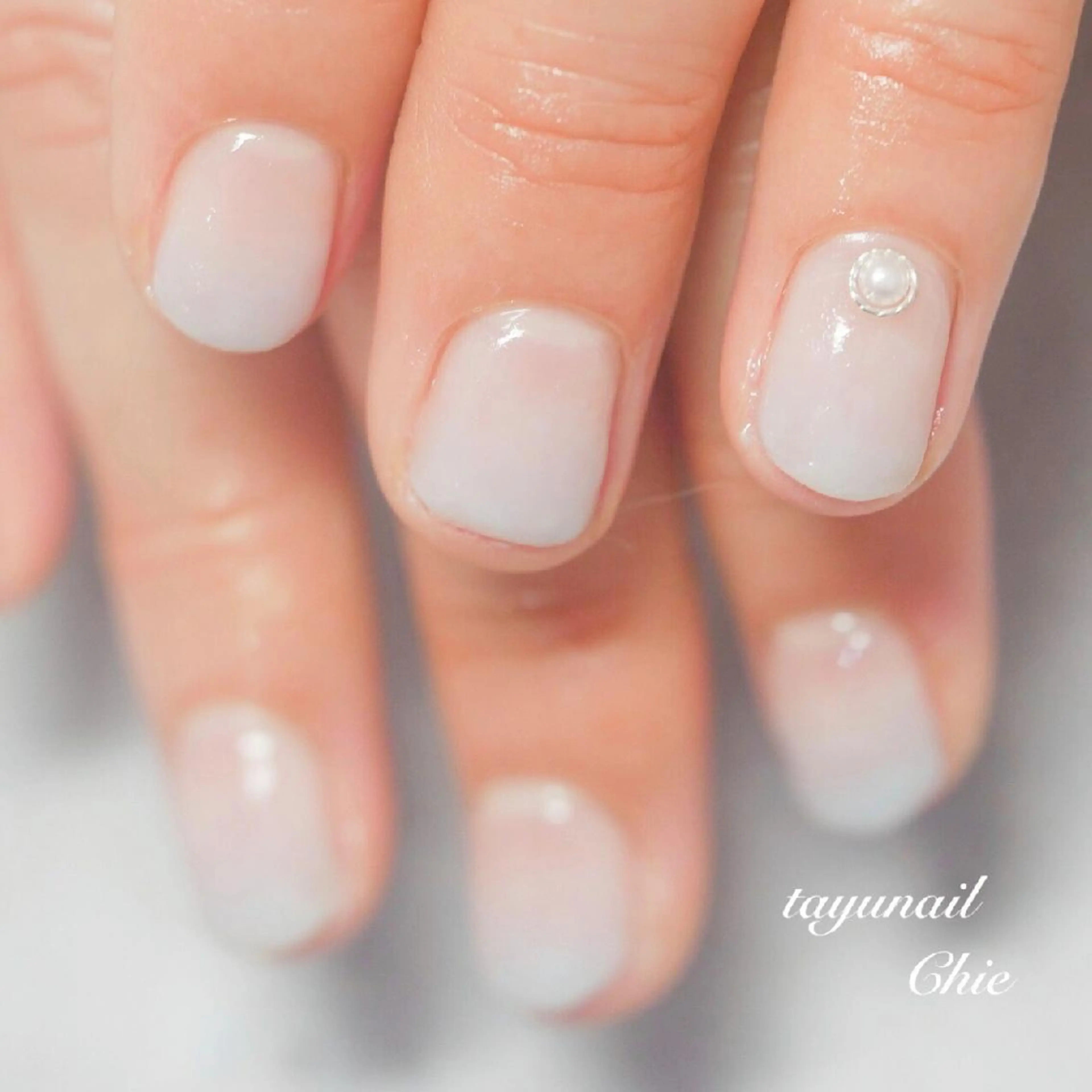 ネイル ブルー ジェルネイル グラデーション パラジェル シンプルネイル ネイルサロン 【たゆnail】のネイルデザイン