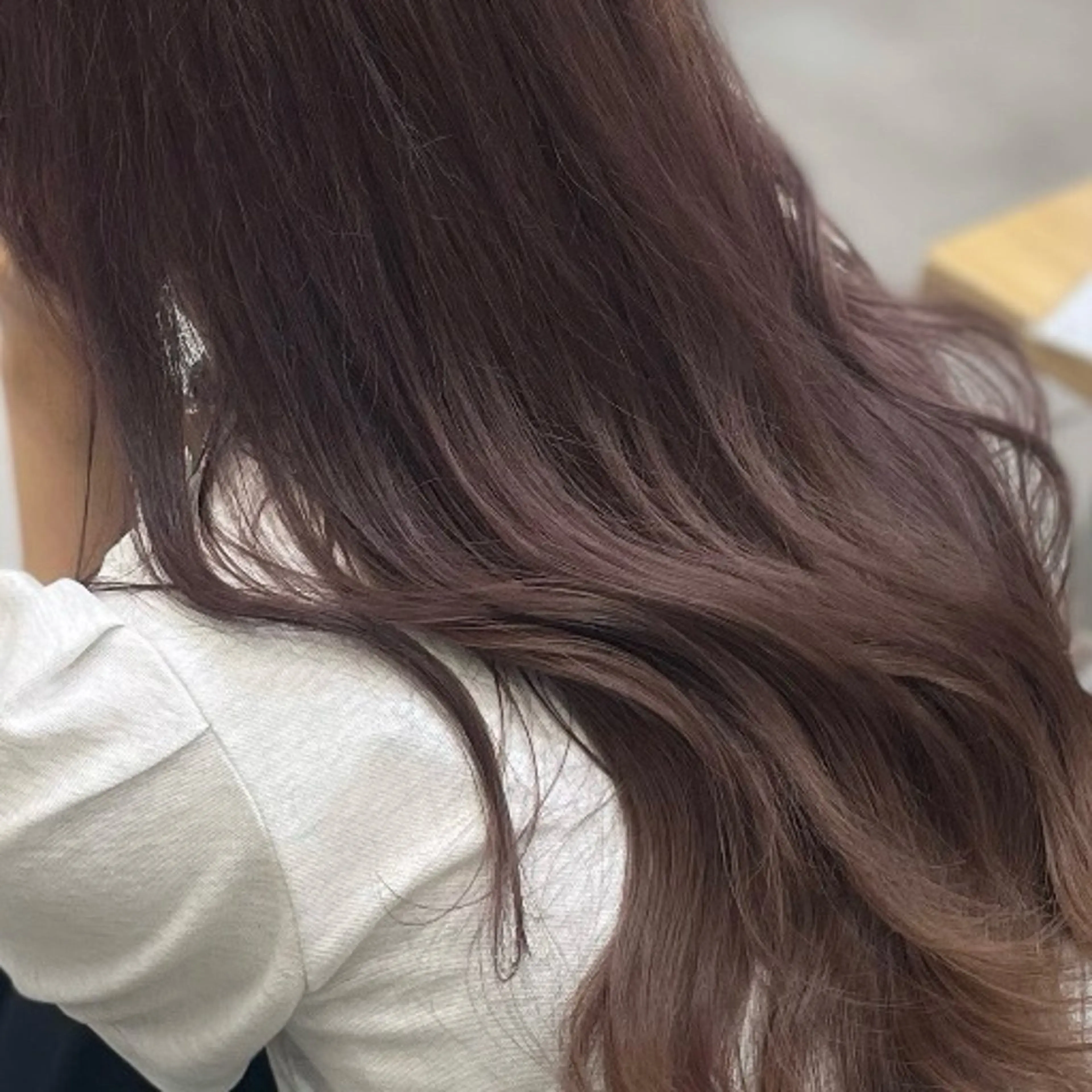 ロング カラー ベージュカラー ブリーチ ラベンダーカラー ラベンダーベージュ レイヤーカット カット ヘアカラー Rui/透明感カラー 暖色/レイヤーカットのヘアスタイル