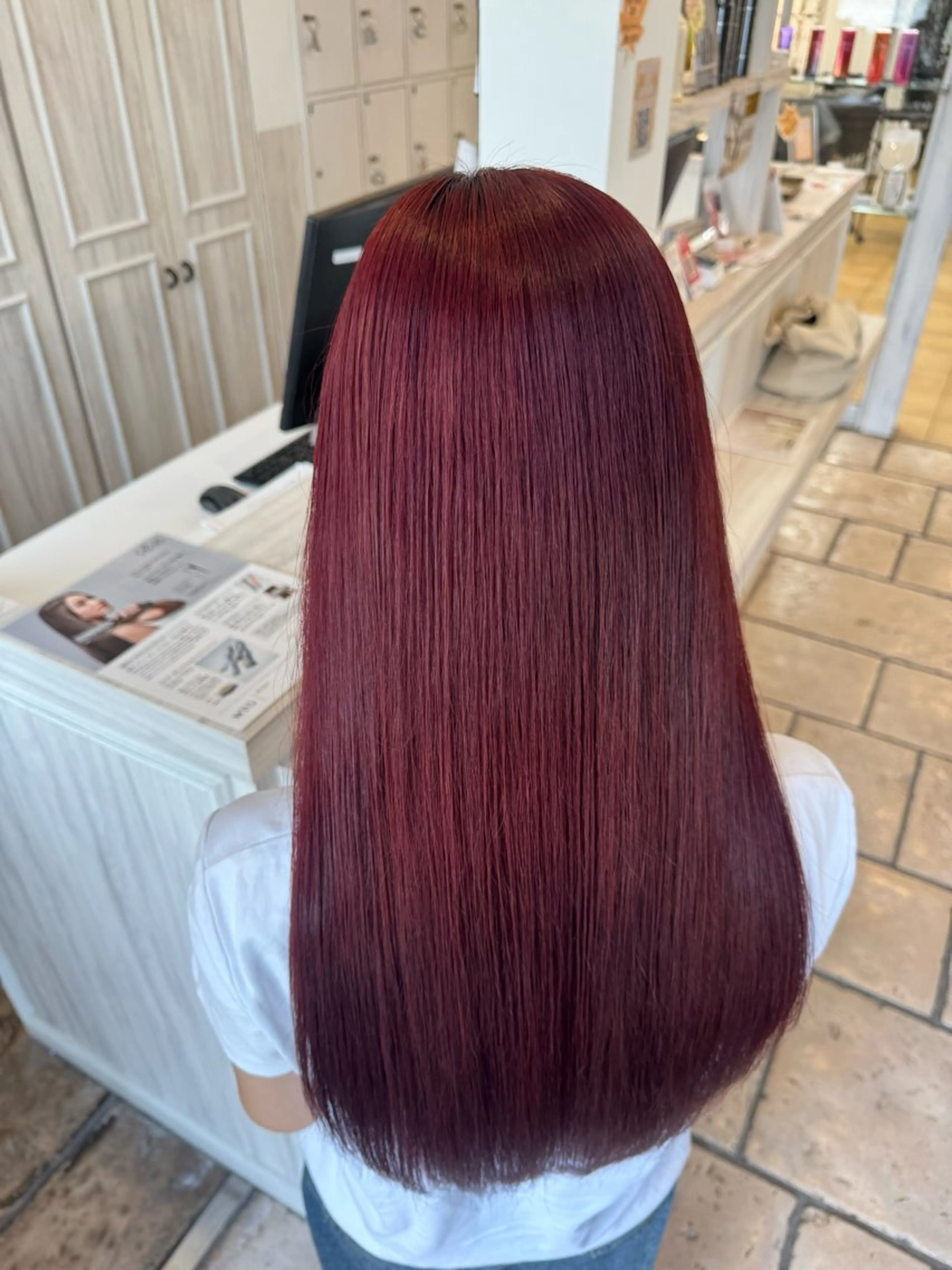 ロング カラー Yamaoka Mikuのヘアスタイル