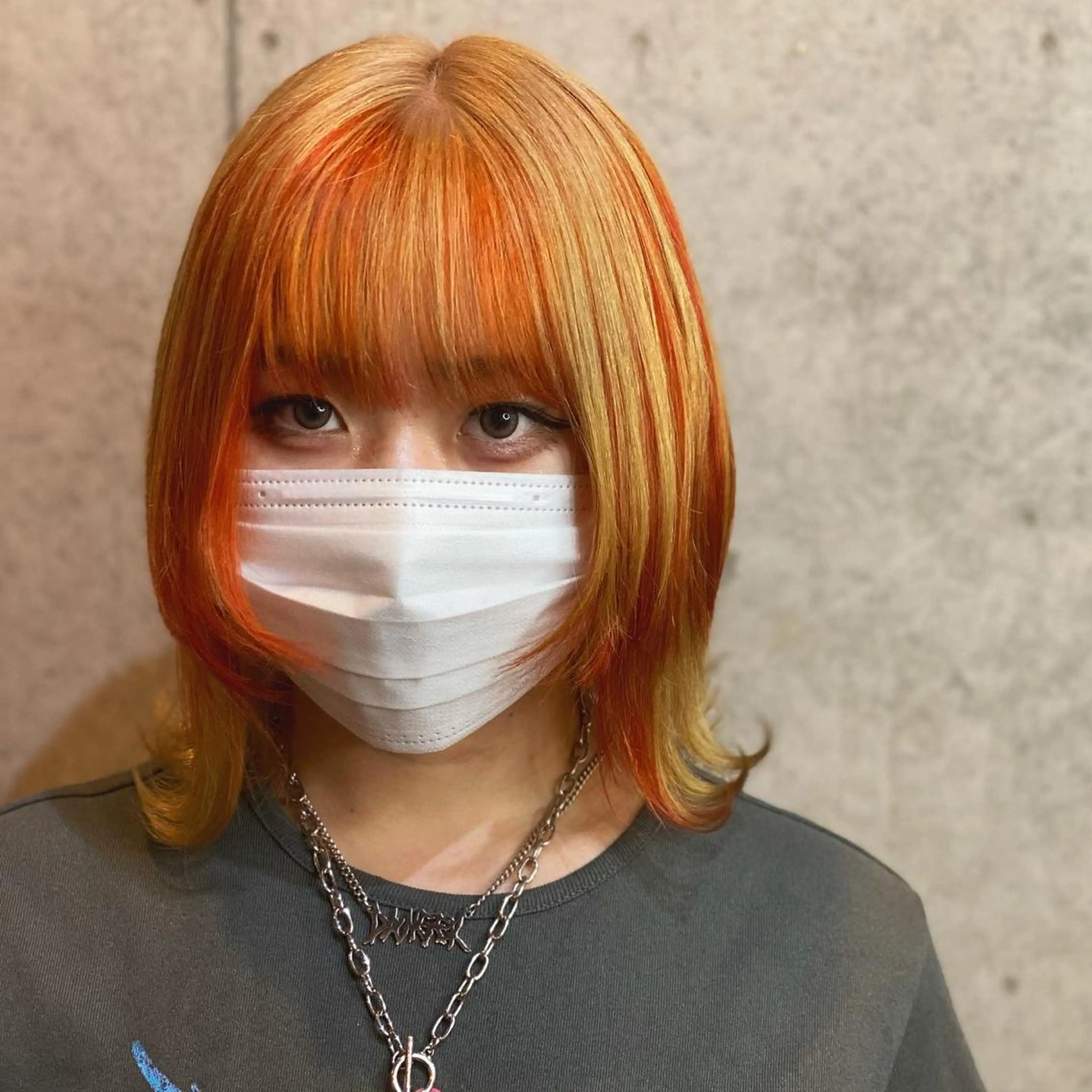 ショート カラー ブリーチ デザインカラー ハイトーンカラー 似合わせカット ウルフカット 梅田l大人韓国ヘア レイヤー×艶カラーのヘアスタイル