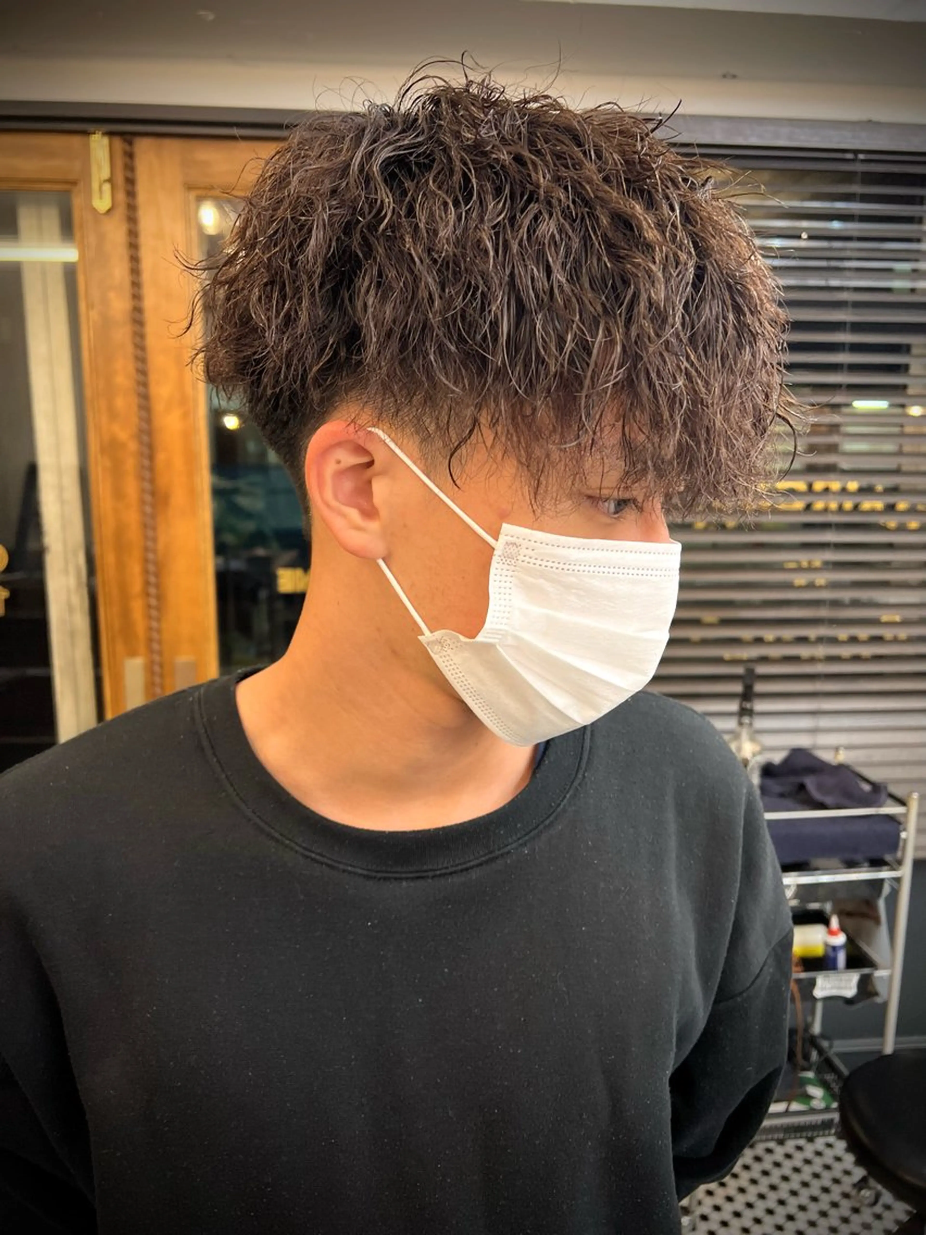 ミディアム パーマ メンズパーマ メンズカットYUKIのヘアスタイル
