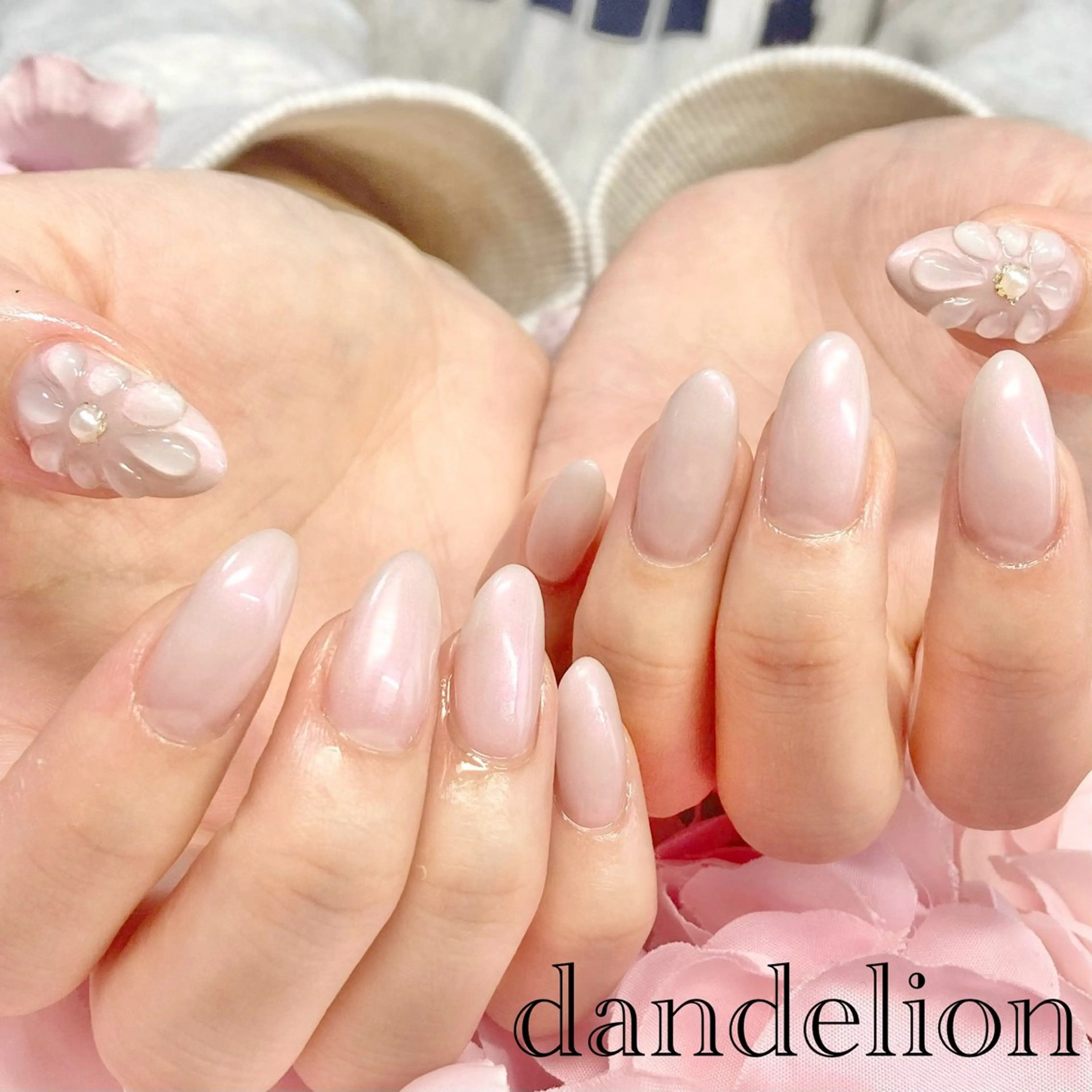 ネイル ハンドネイル ハンドケア dandelion ダンデライオンのネイルデザイン