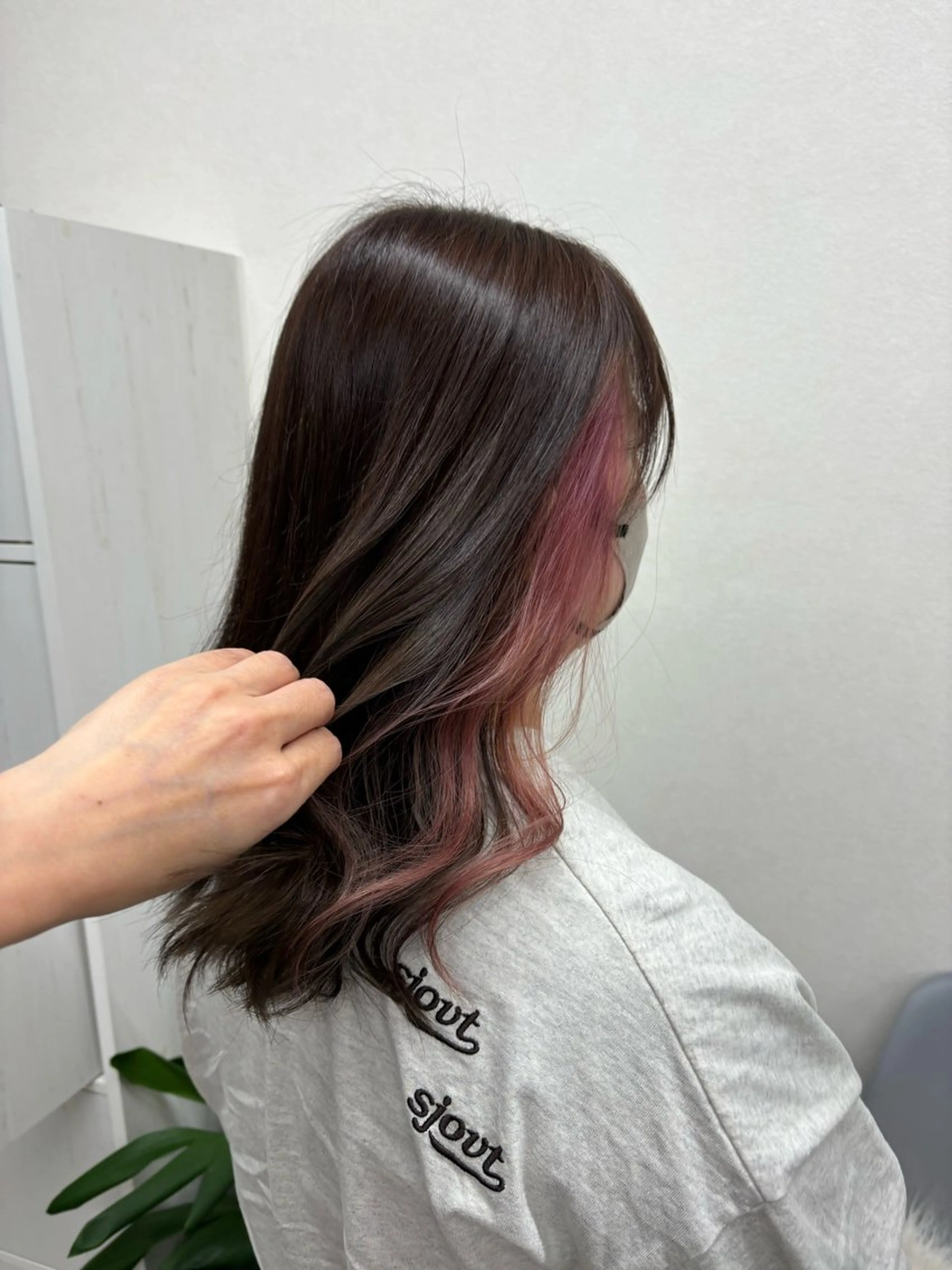 カラー 坂野 結子のヘアスタイル