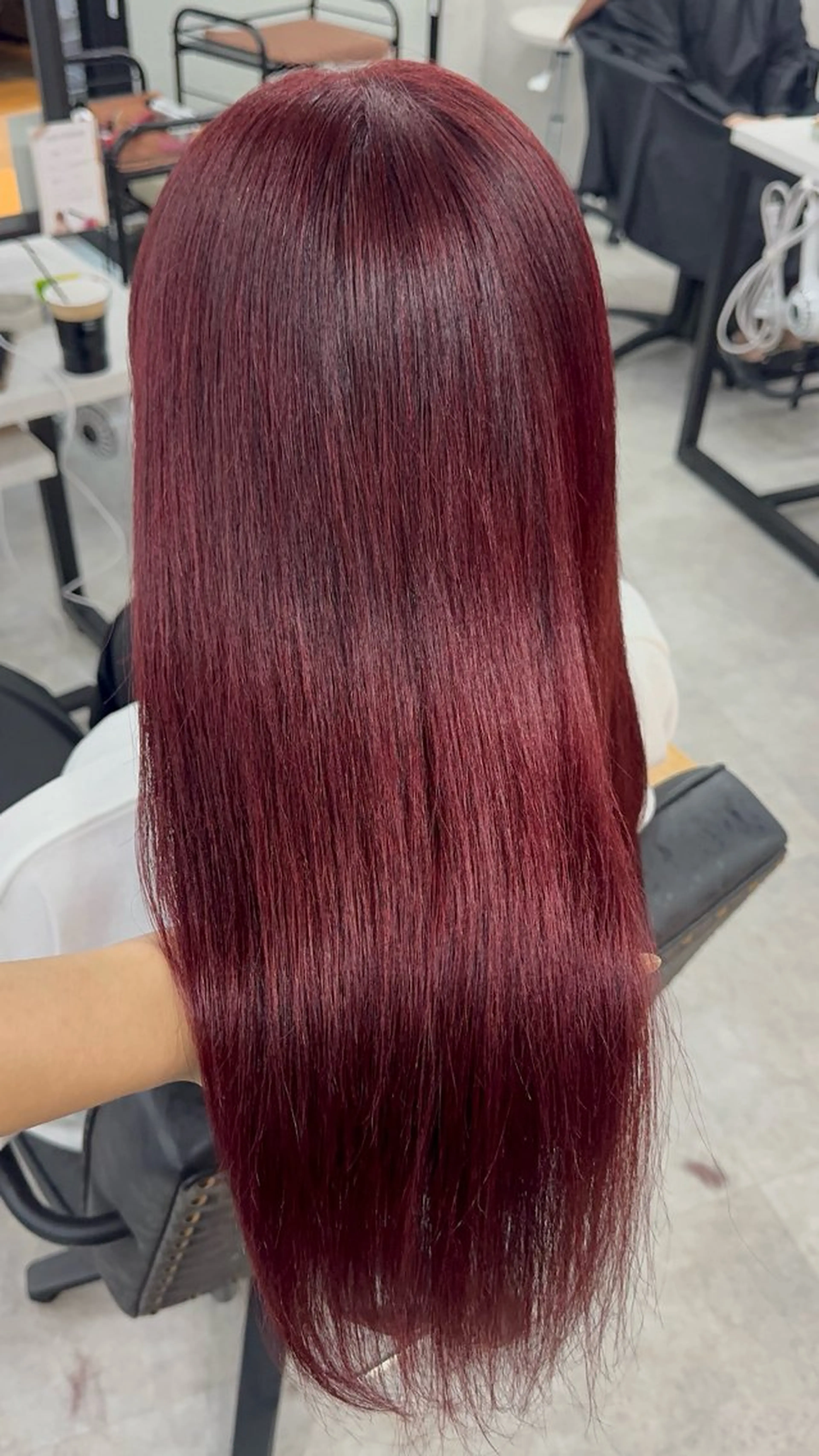 ロング カラー アッシュ アッシュブラウン ベージュカラー 黒髪 ブリーチ ヘアカラー トリートメント 赤み無し柔らかカラー 【梅田】madokaのヘアスタイル